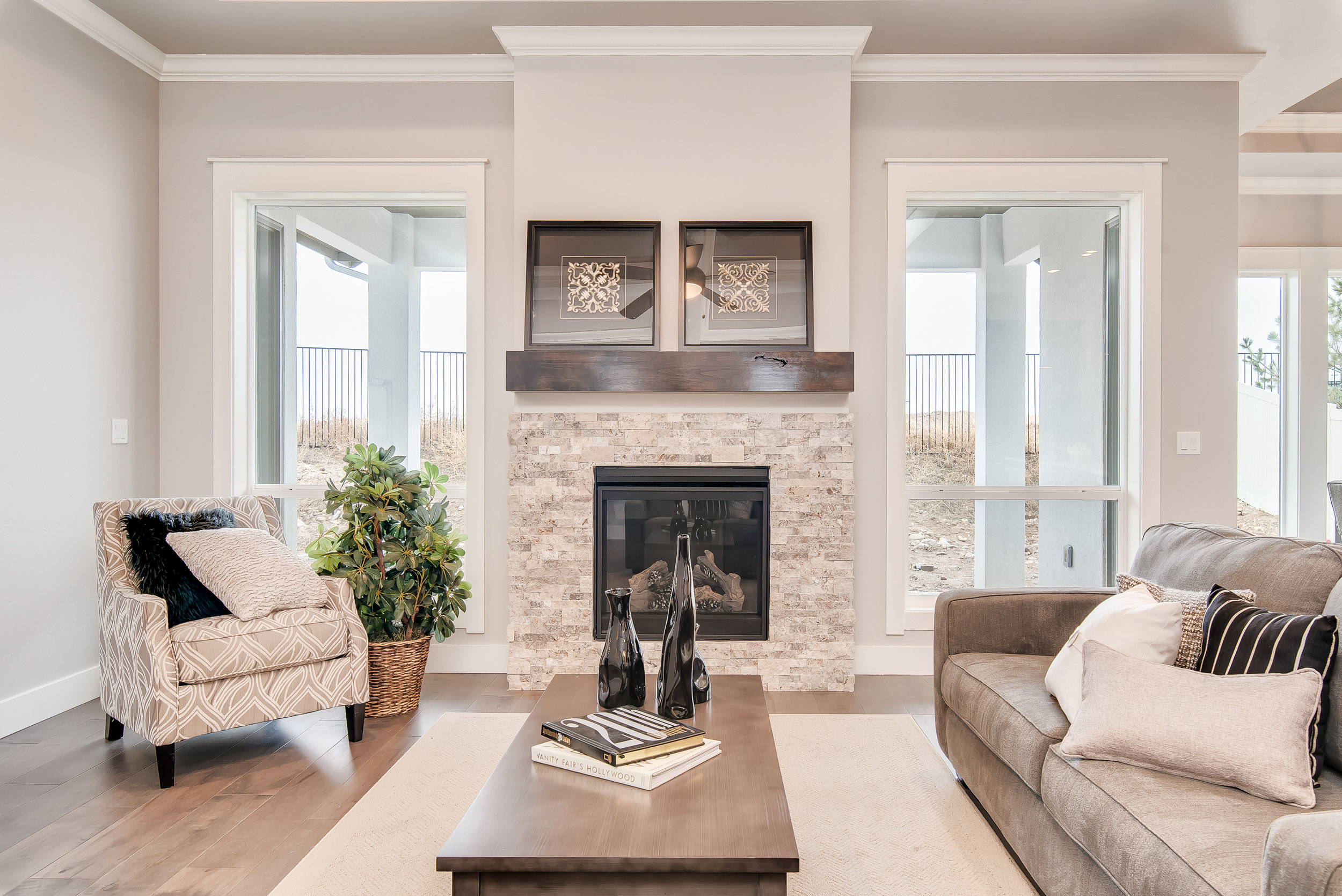 015_Living Room.jpg