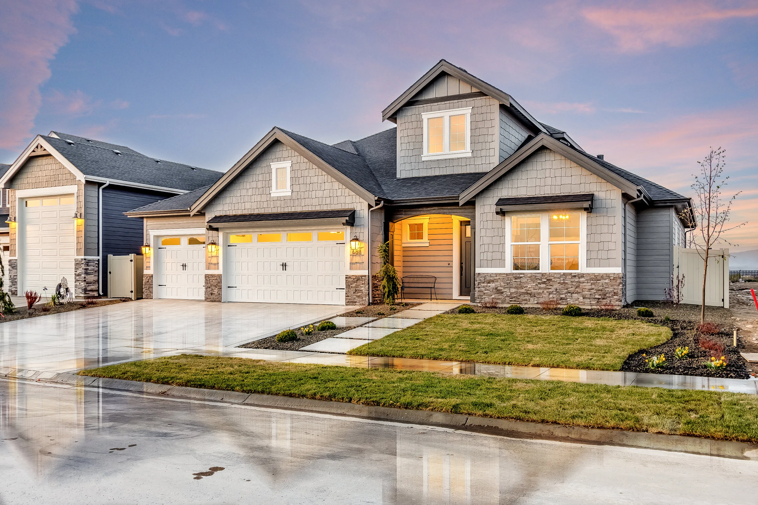 010_Front of Home.jpg