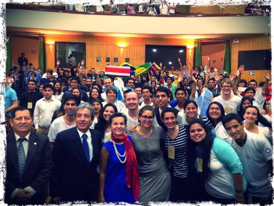Controversial photo with Christina Figueres, the Peruvian environmental minister and the youth at COY. Some young people were concerned that this photo was taken without their permission. (source: COY10 organizers).