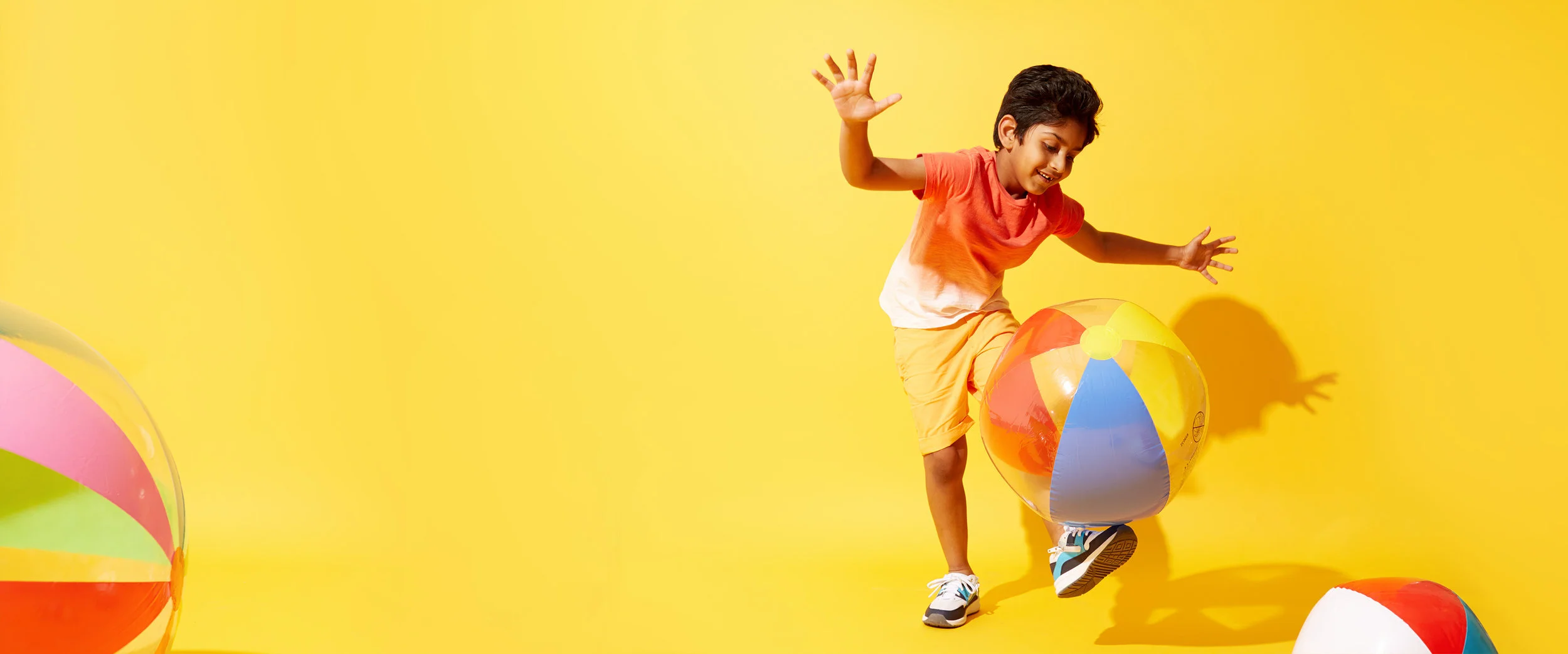 SummerToyList_03142016_Blue_BeachBall_Akshaj-4738_jw_v2 copy.jpg