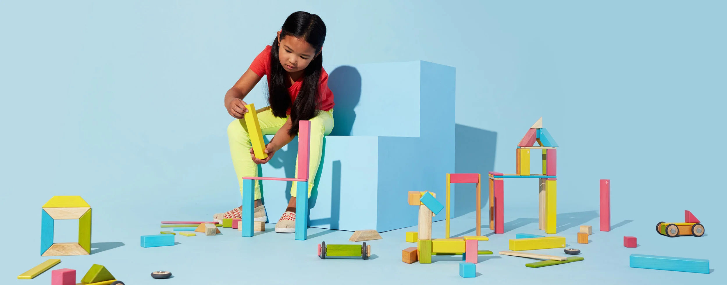 SummerToyList_03142016_Blue_RainyDay_EmilyM-4060_jw_v1.jpg