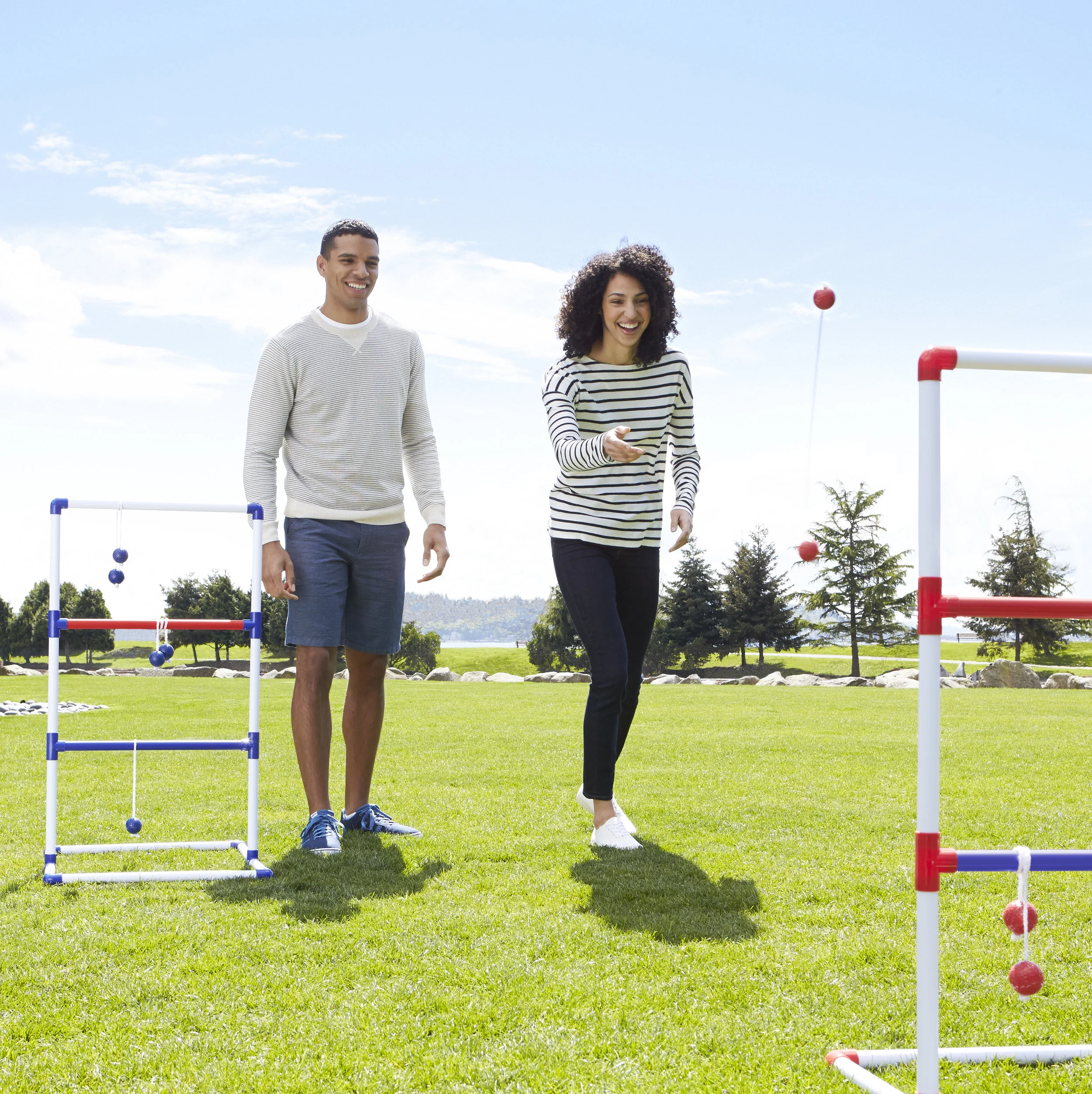 RM_BASICS_APRIL_04012016_LadderGolf_AnthonySLU_SimoneSMG_SQ_165_MAINV1_SO.jpg