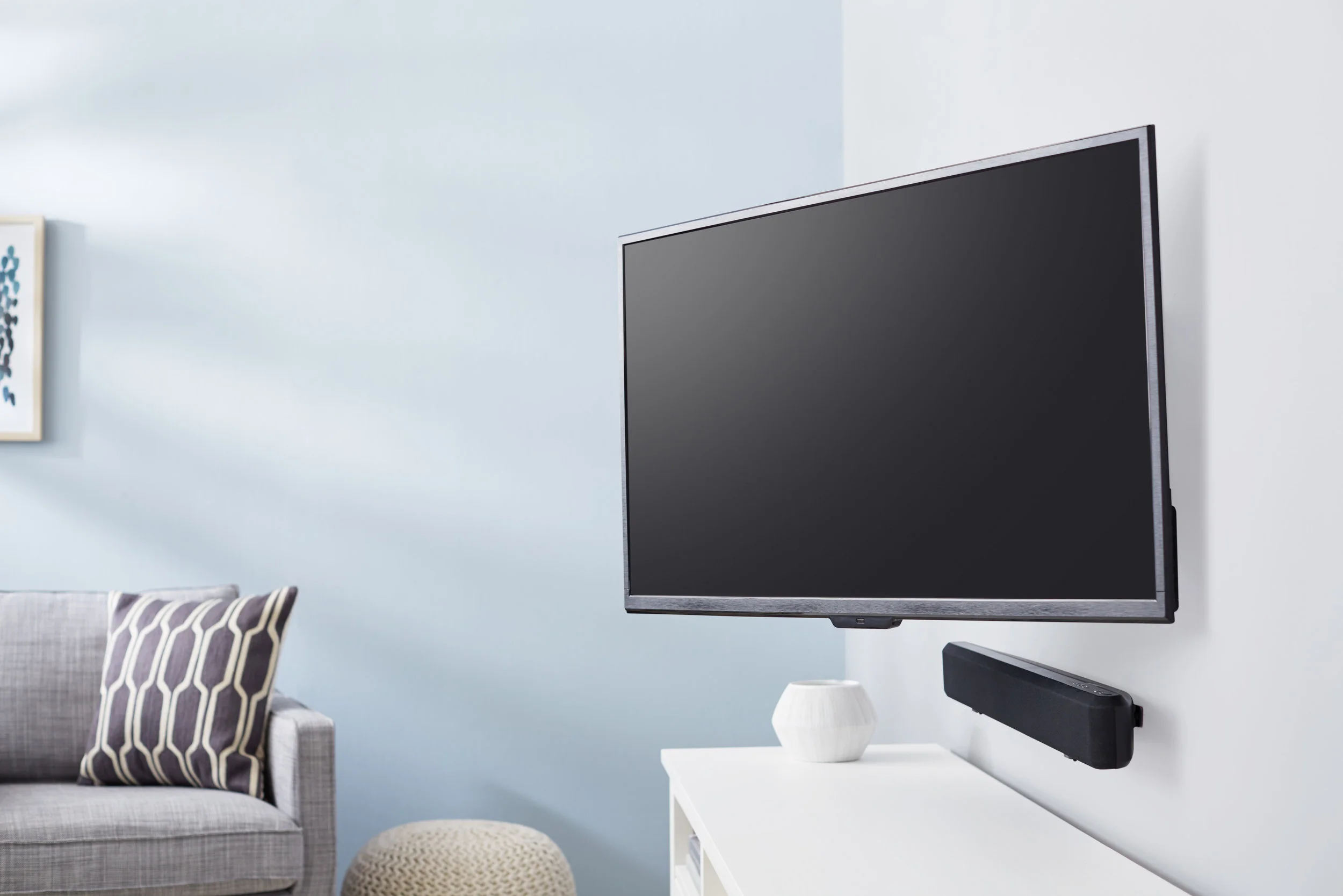 Basics_December_112916_B01KBEOM2G_3280Articulate_TV_Mounted_SC_MAIN_jw_v1.jpg