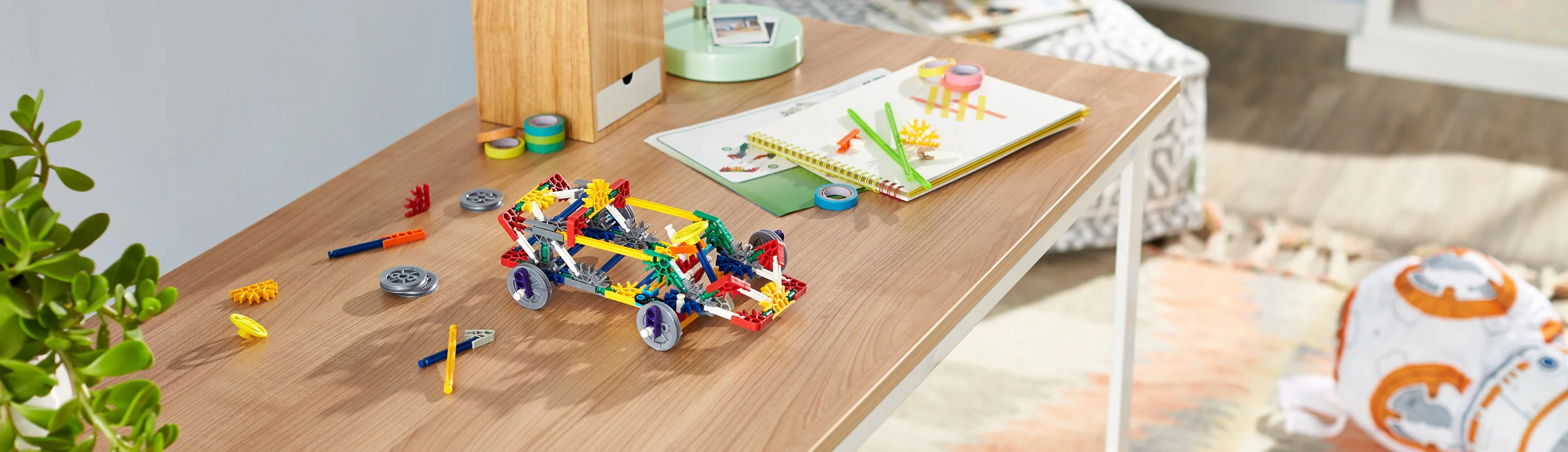 Photo_Toys_STEMClubV2_03022017_K'Nex_Hero-3293 MAIN_jw_v1.jpg