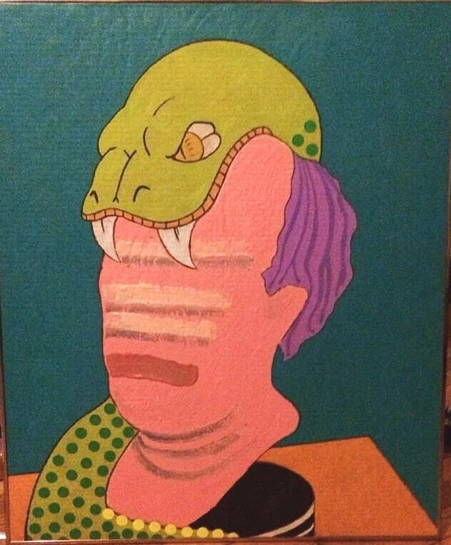 bust w/ snake