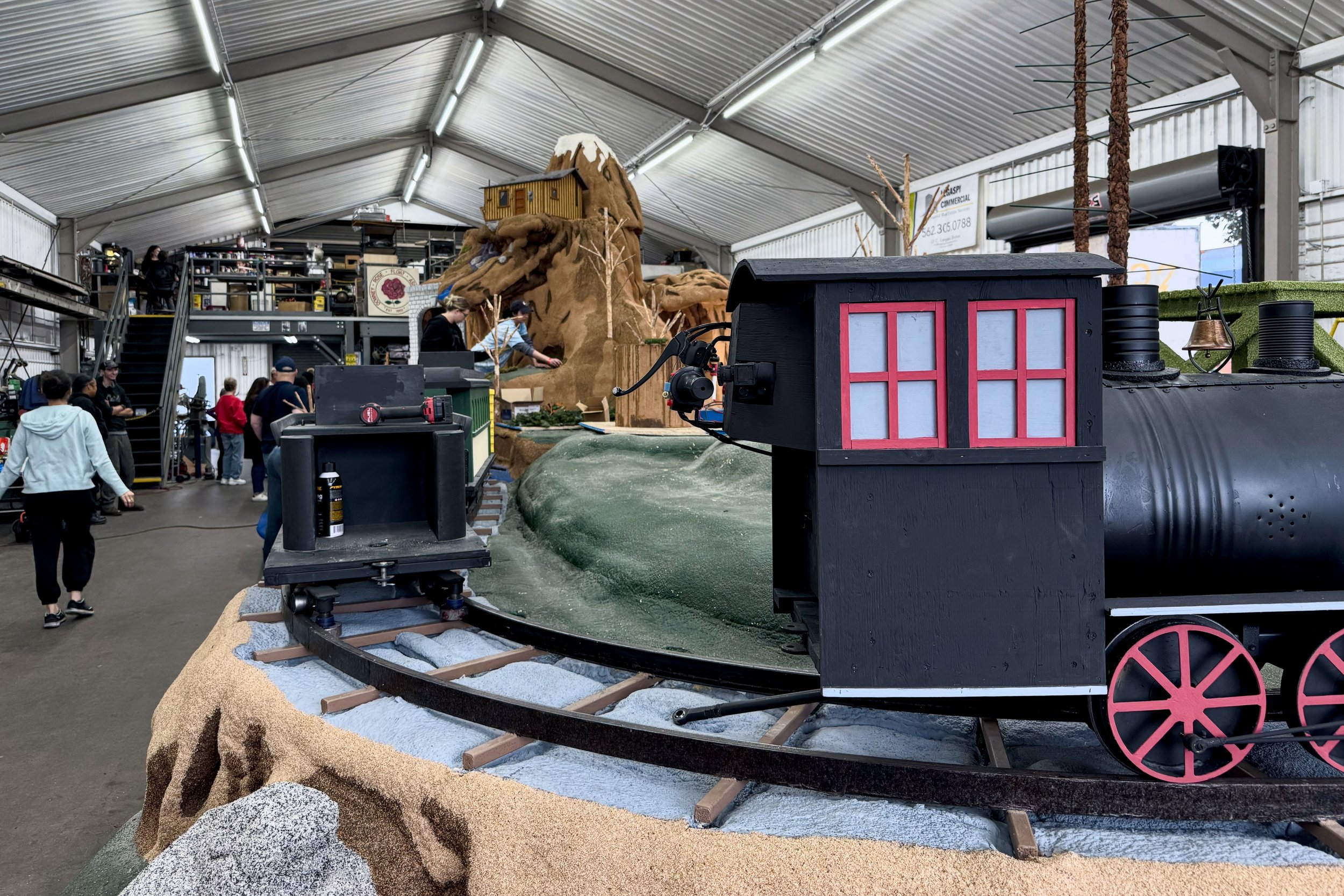 Downey Rose Float