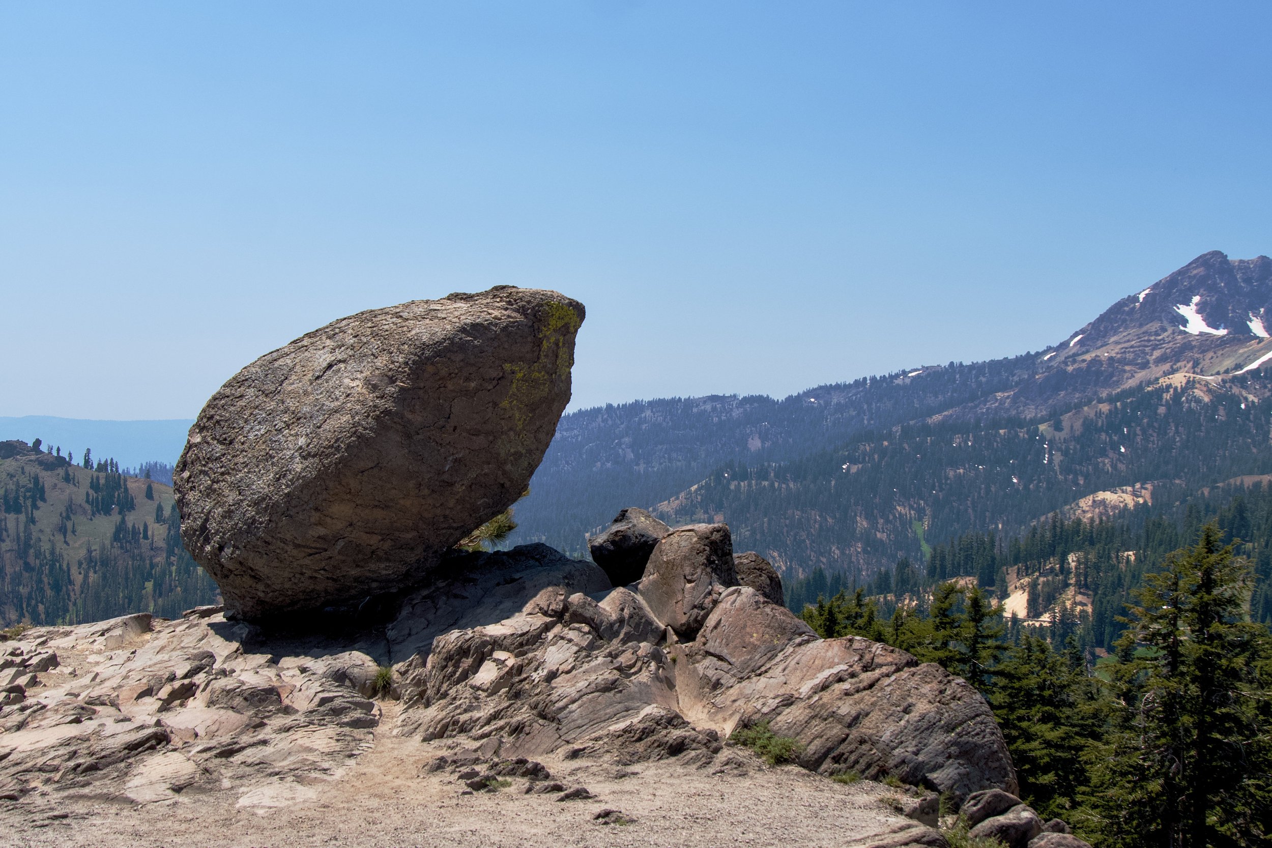 Glacial erratic at Bumpass Trailhead