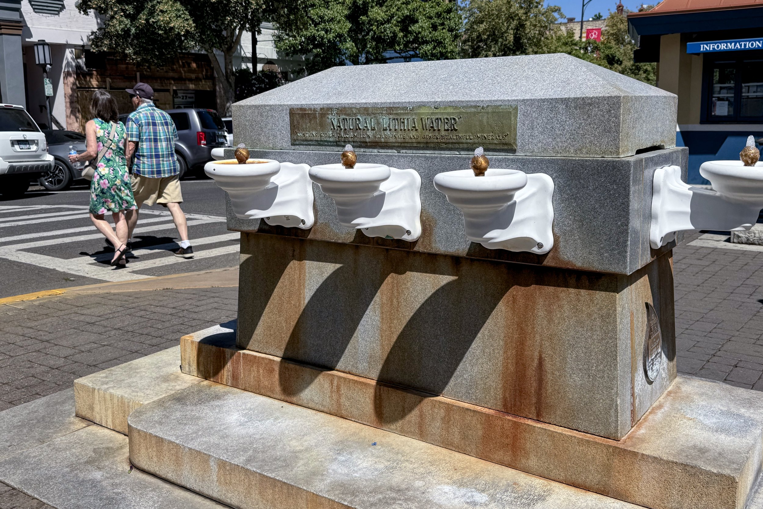 Lithia Fountain
