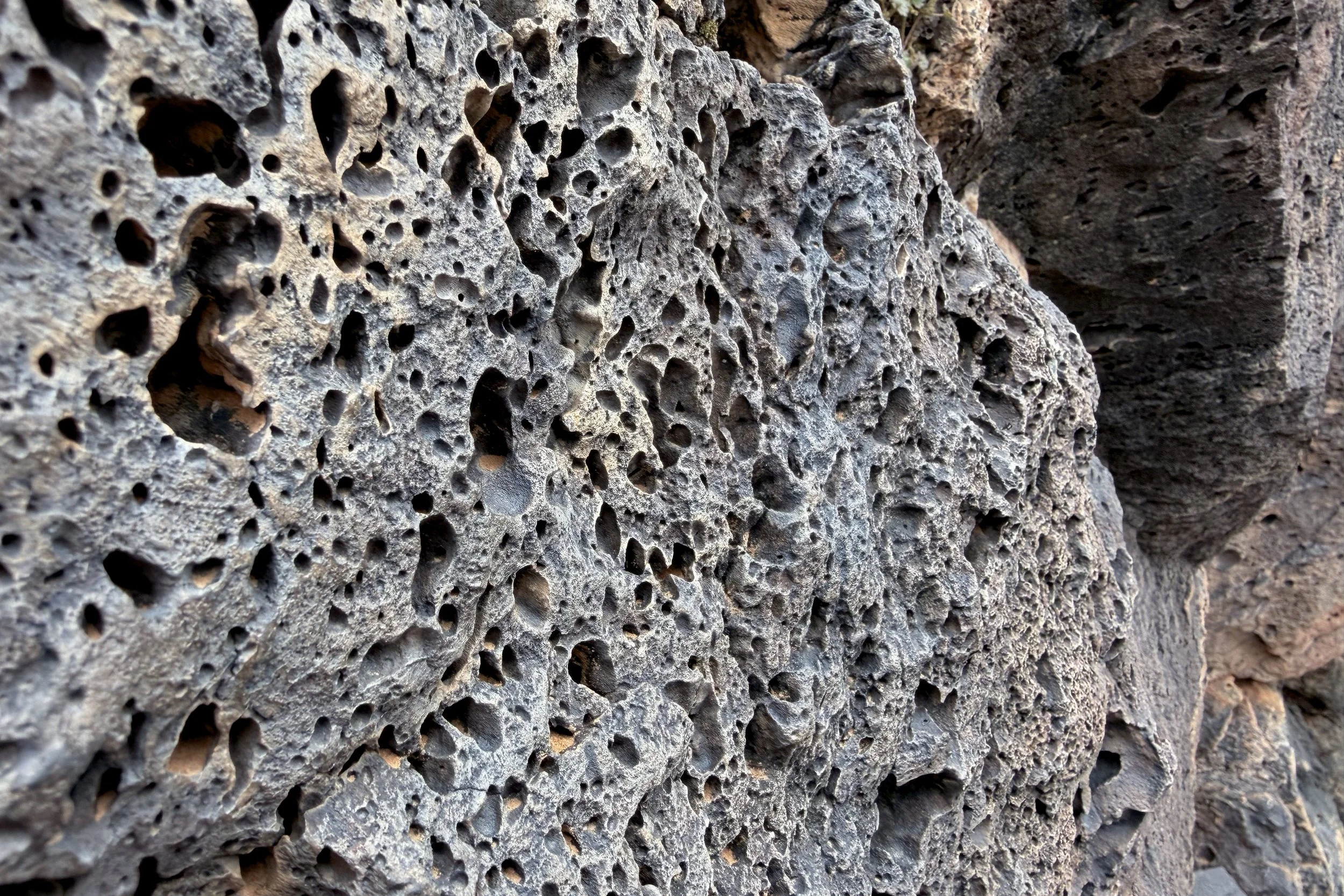Lava tube