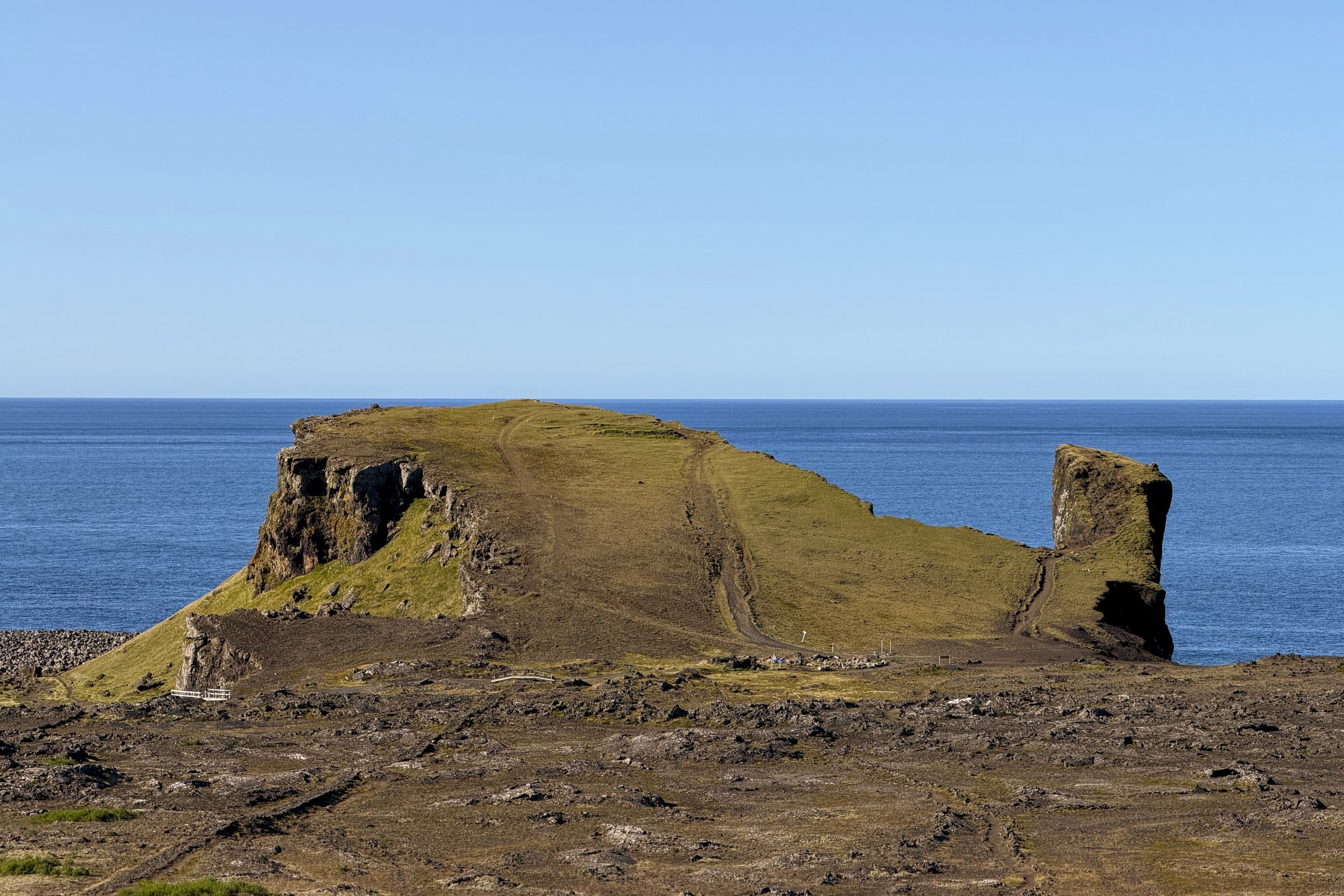 Edley volcanic island