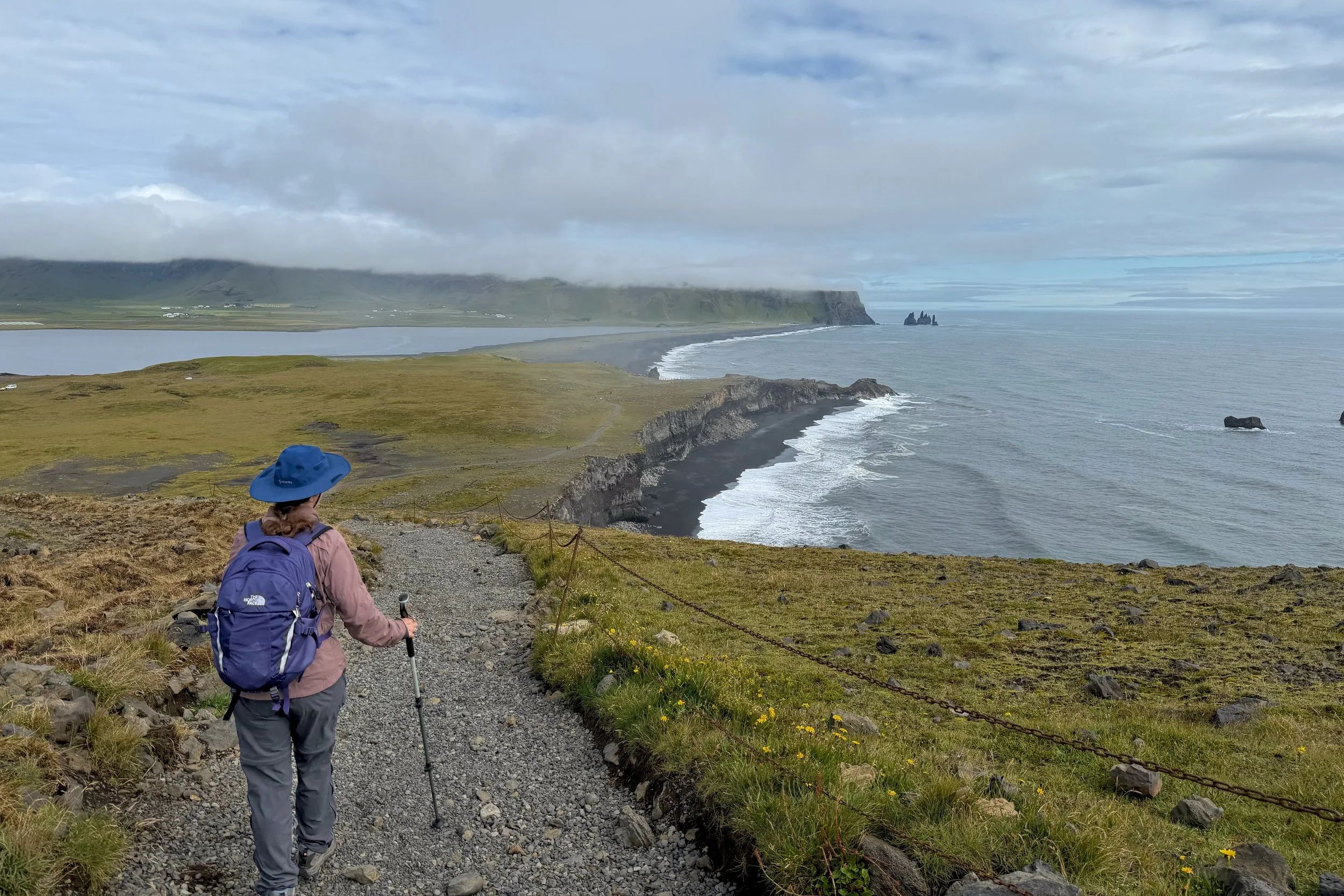 Going back in the direction of Reynisfjara beach