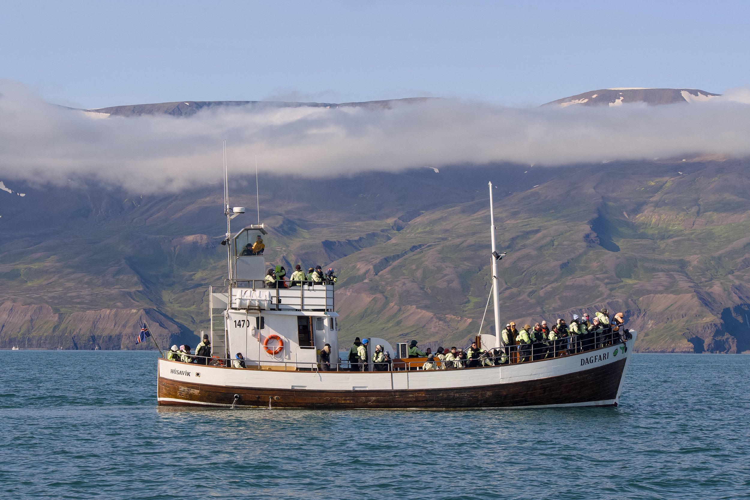 Several other boats were with us