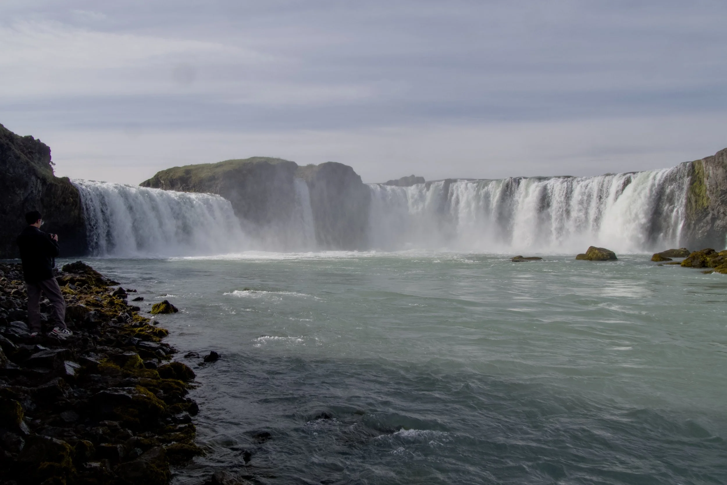 Goðafoss from river level