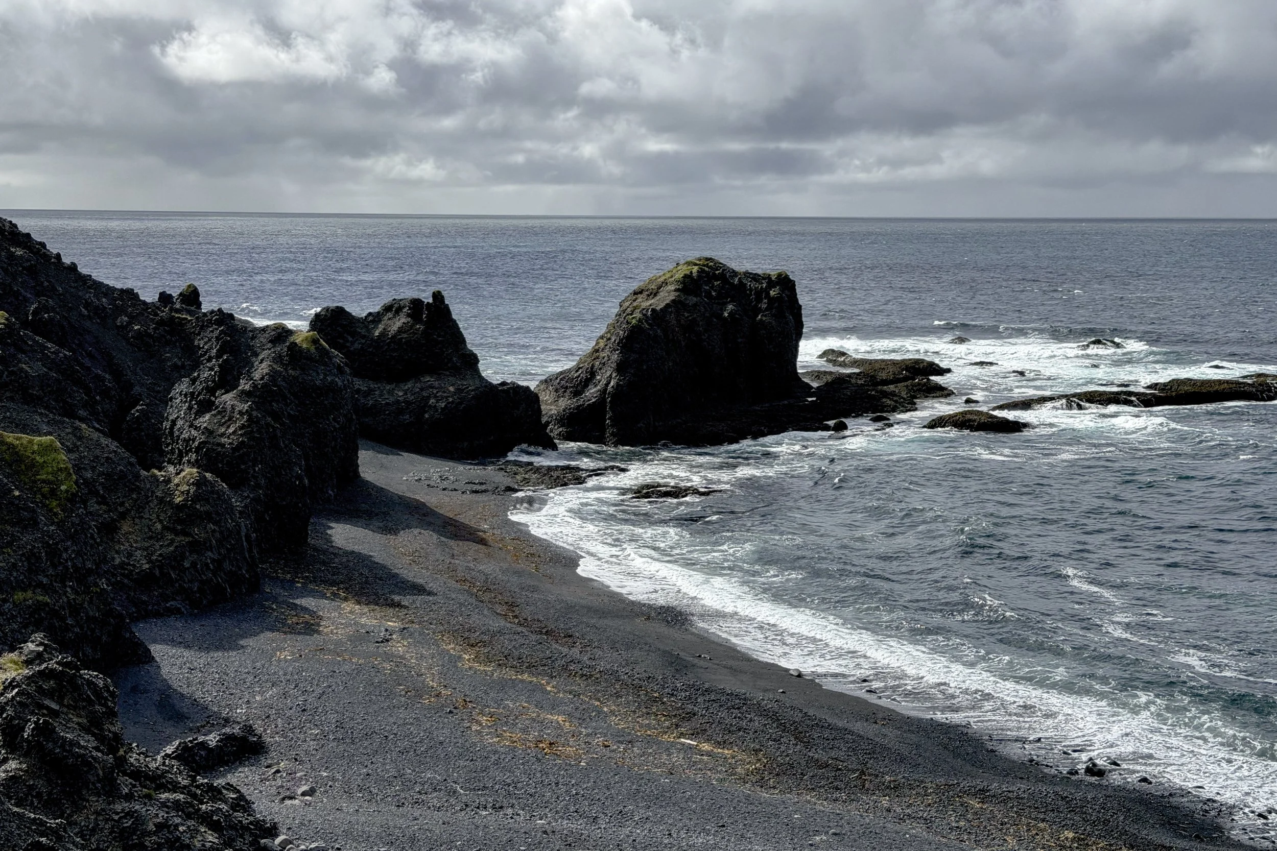 Lava formations at Djúpalónssandur (black pebble beach)