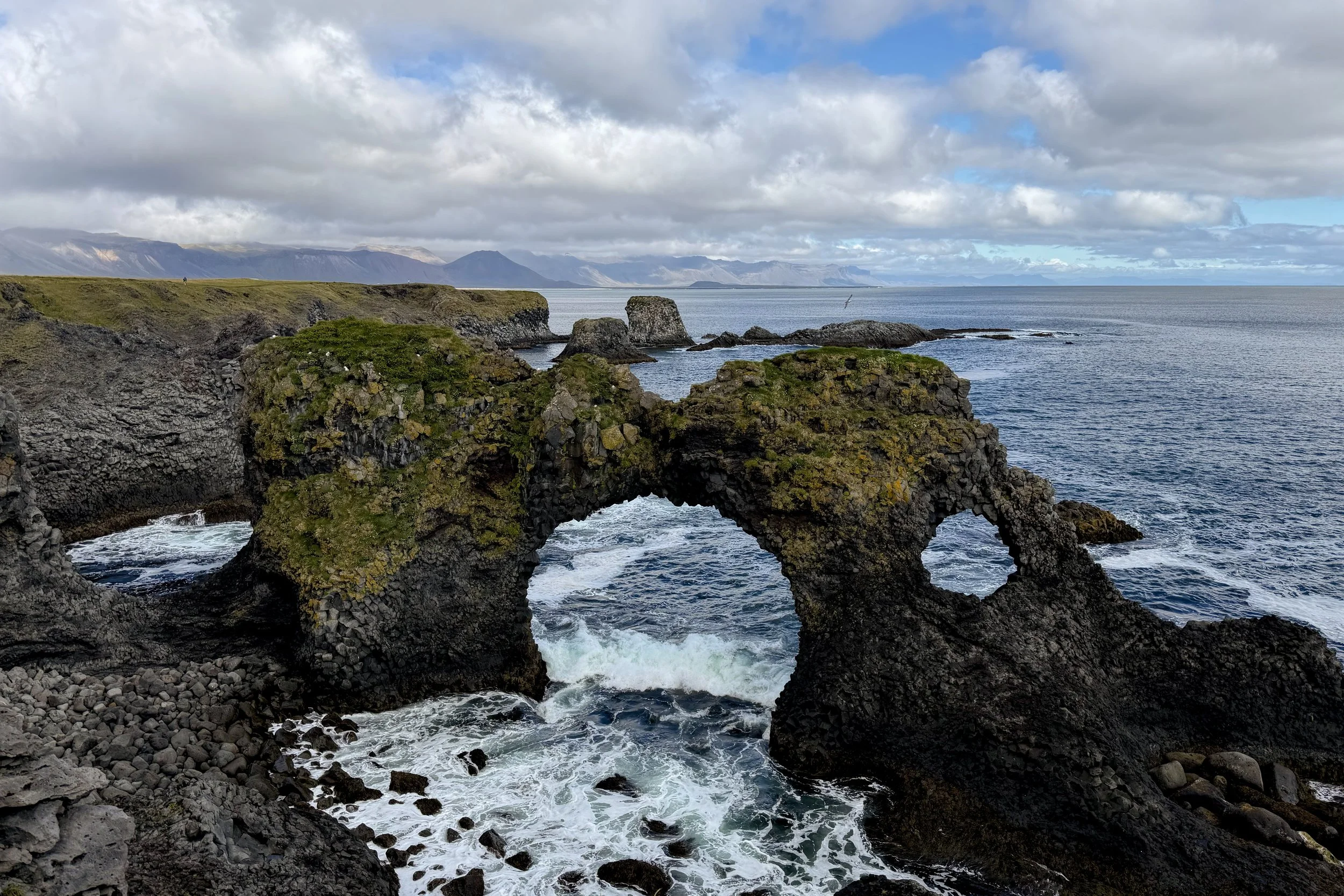 Gatklettur, arch at Arnarstapi Cliffs