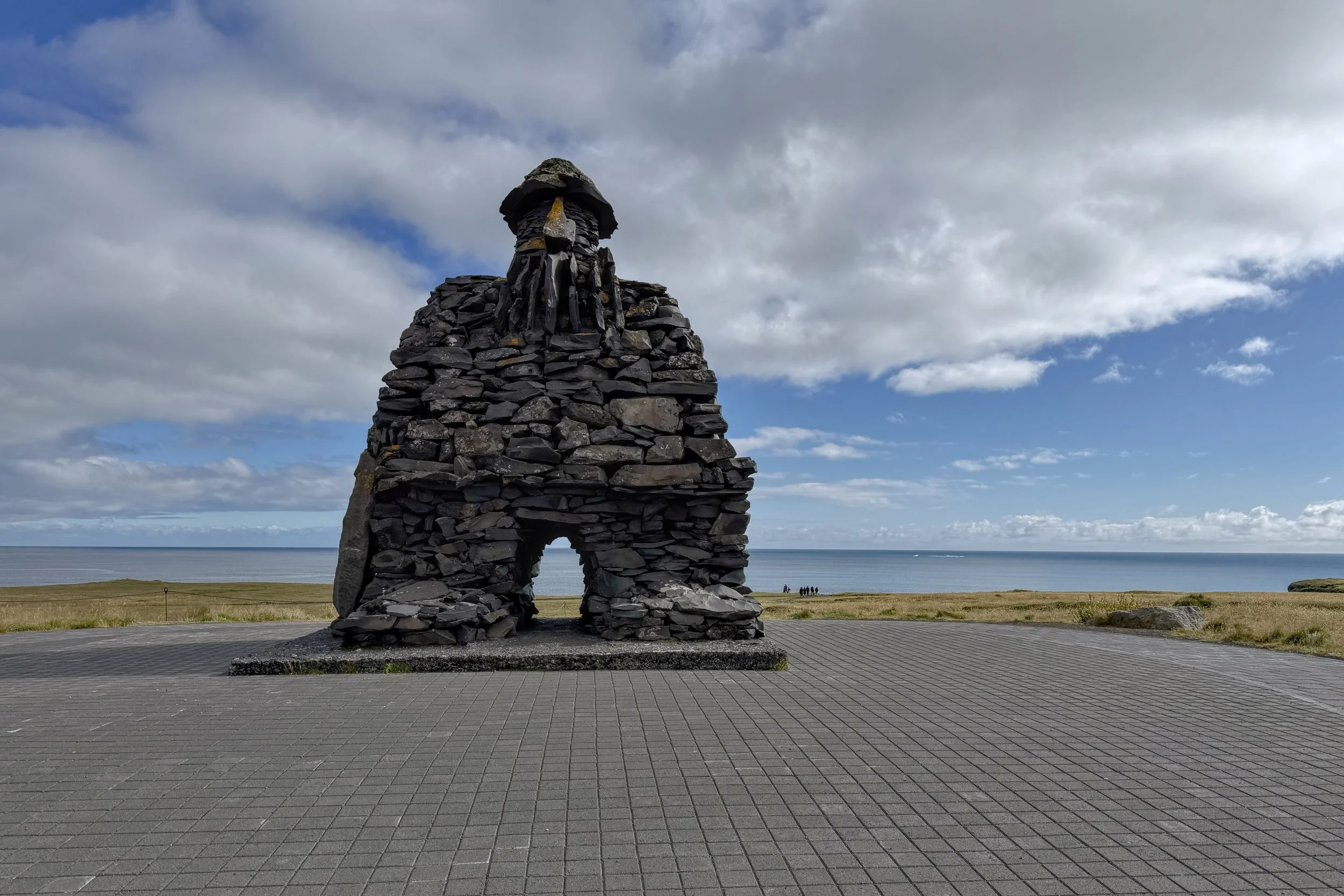 Bárður Snæfellsás sculpture at Arnarstapi Cliffs