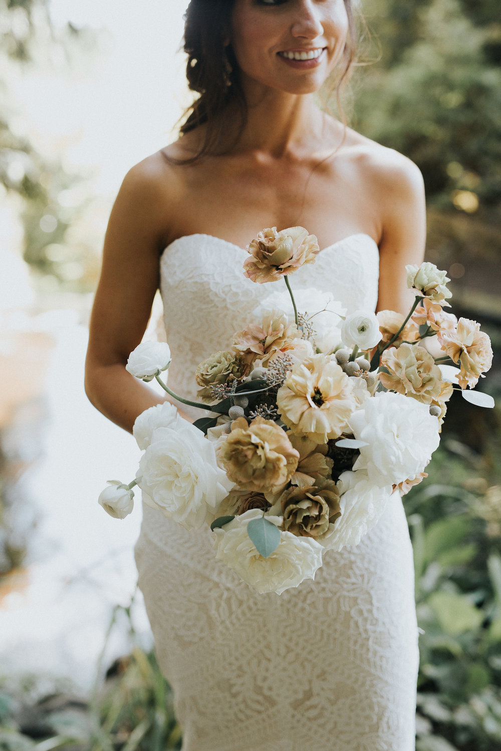 Wild Bloom Floral - Rachel Birkhofer Photography - Jessica and Phil - Real Wedding - Seattle 22.jpeg