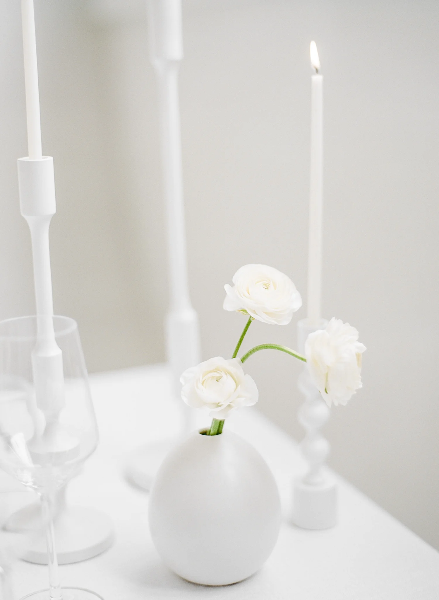 Wild Bloom Floral -Rebecca Yale Photography - Simply by Tamra Nicole - The KNOT - Editorial - Defining Details - White Wedding 12.jpeg
