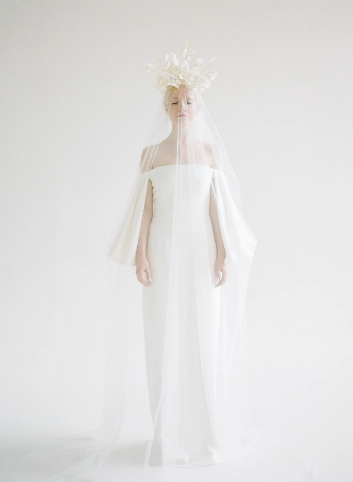 Wild Bloom Floral -Rebecca Yale Photography - Simply by Tamra Nicole - The KNOT - Editorial - Defining Details - White Wedding 31.jpeg