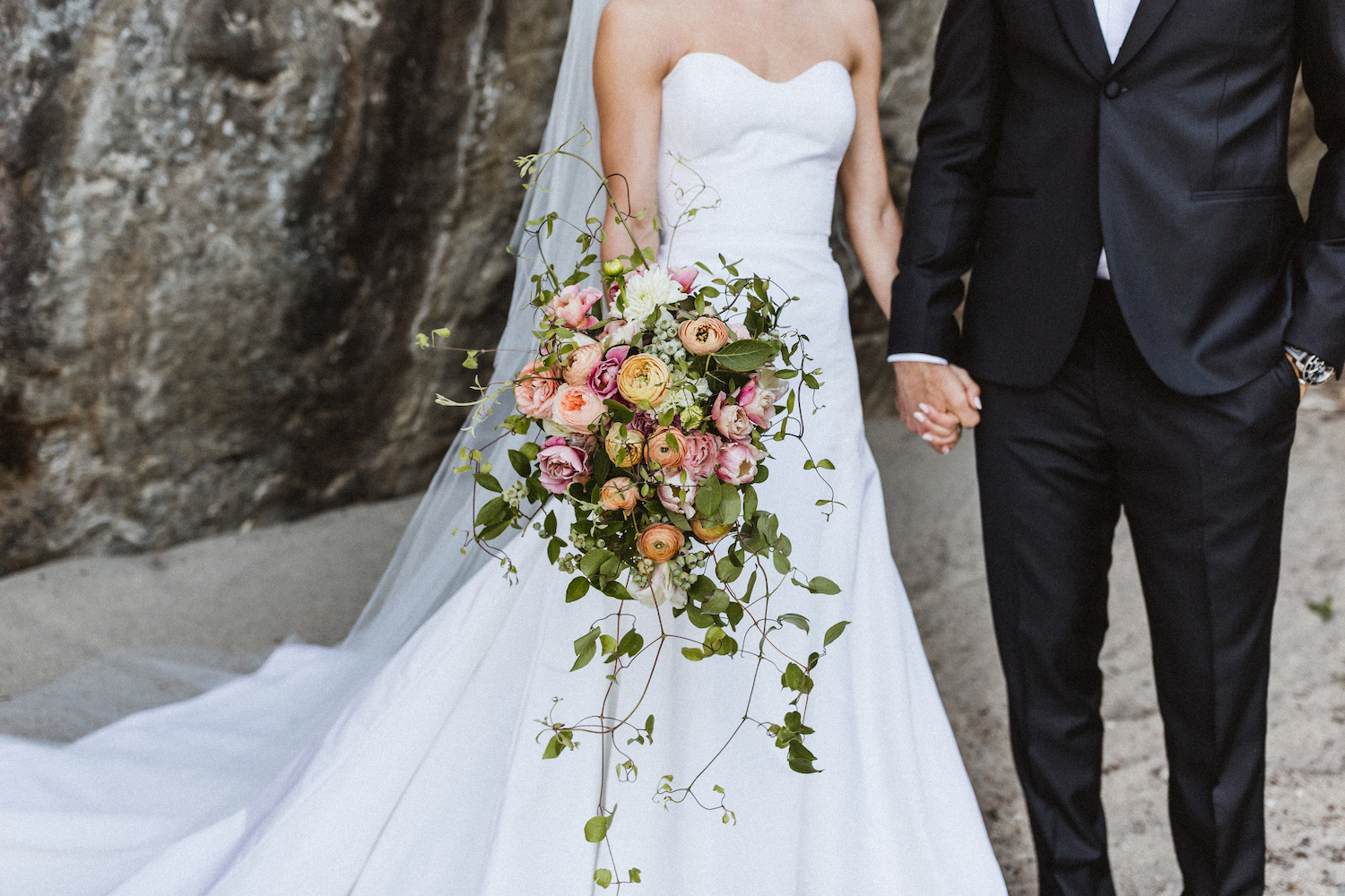 Julianne Hough Wedding Flowers