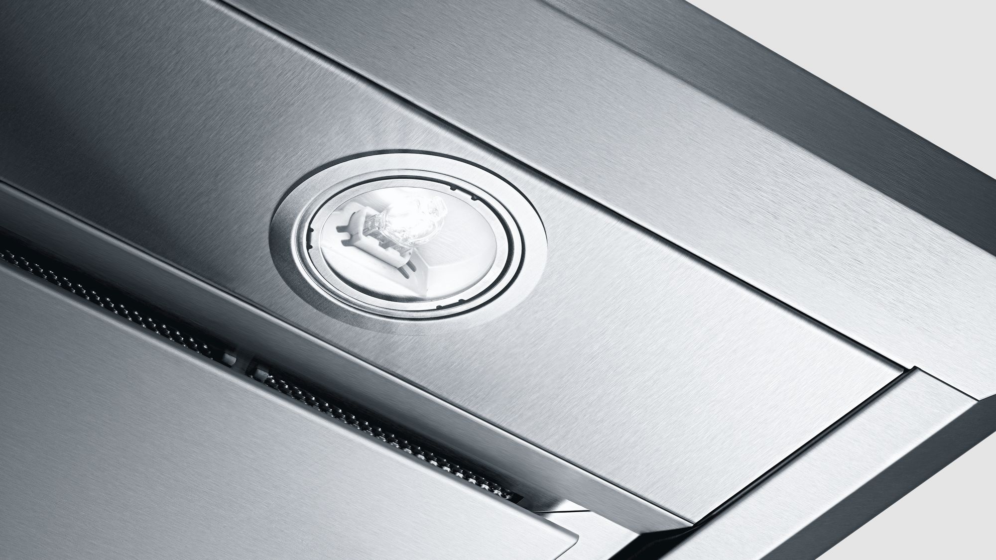 BOSCH | BUILT-IN HOODS | 500 SERIES | STAINLESS DETAIL.jpg