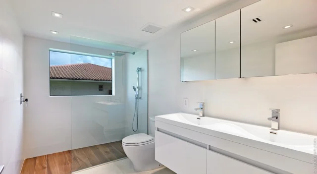 2014 - GLANZ - Downstairs_bathroom.jpeg