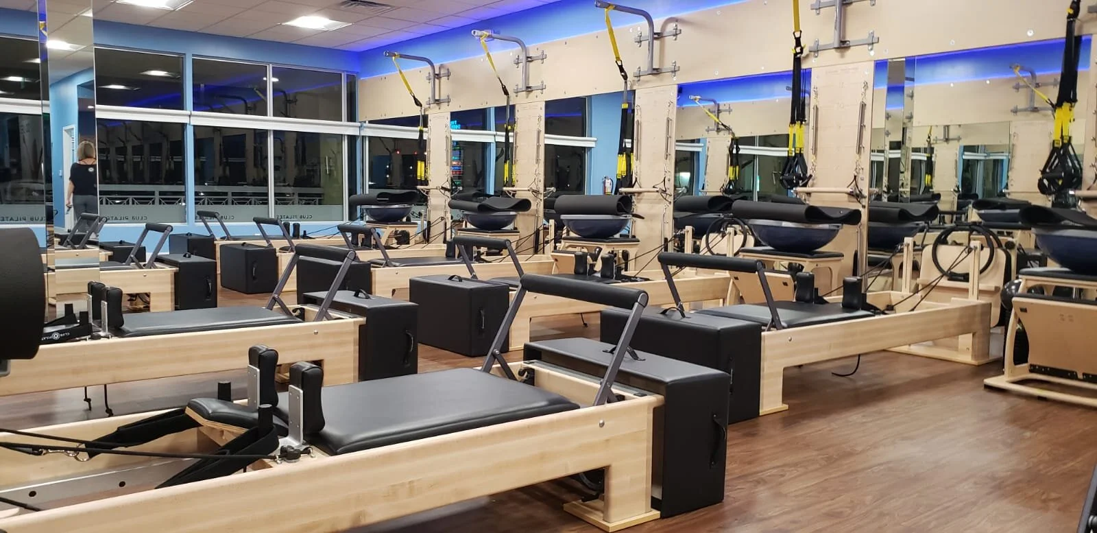 WhatsApp Image 2019-11-21 at 9.49.33 PM.jpeg