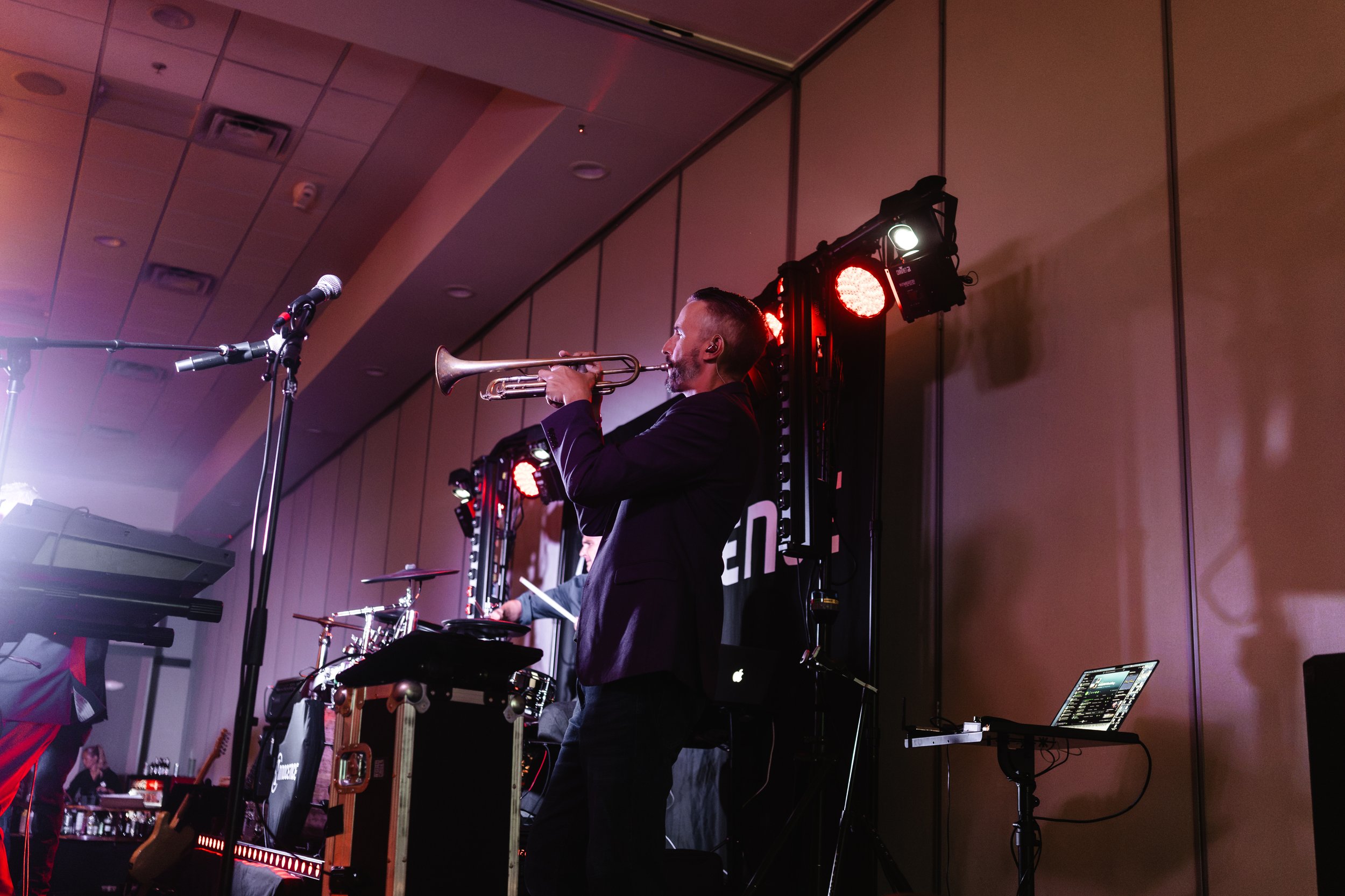 InnocenceBand-CoalsonWedding_10.jpeg