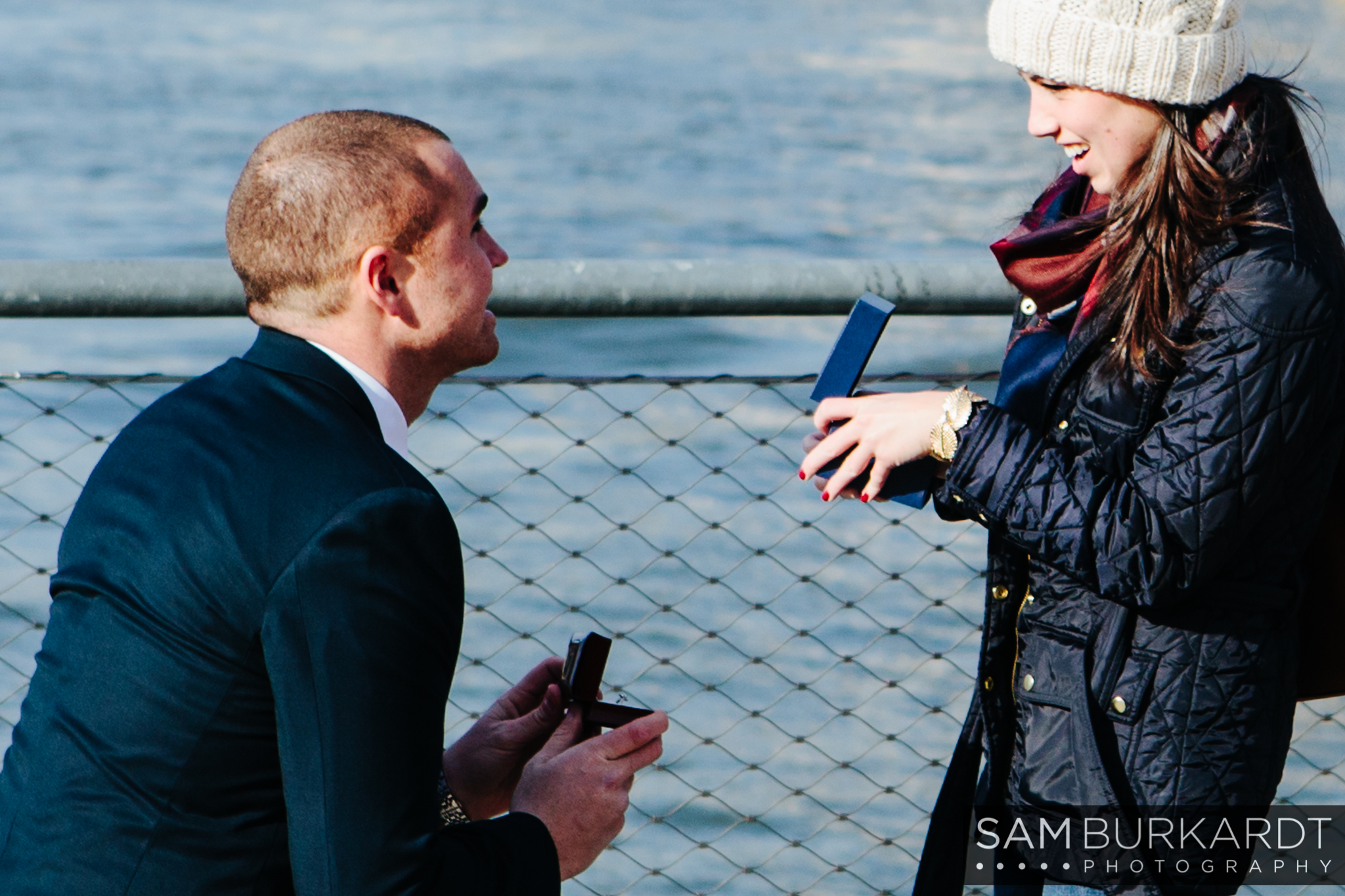 samburkardt_brooklyn_bridge_new_york_engagement_proposal_skyline_0004.jpg