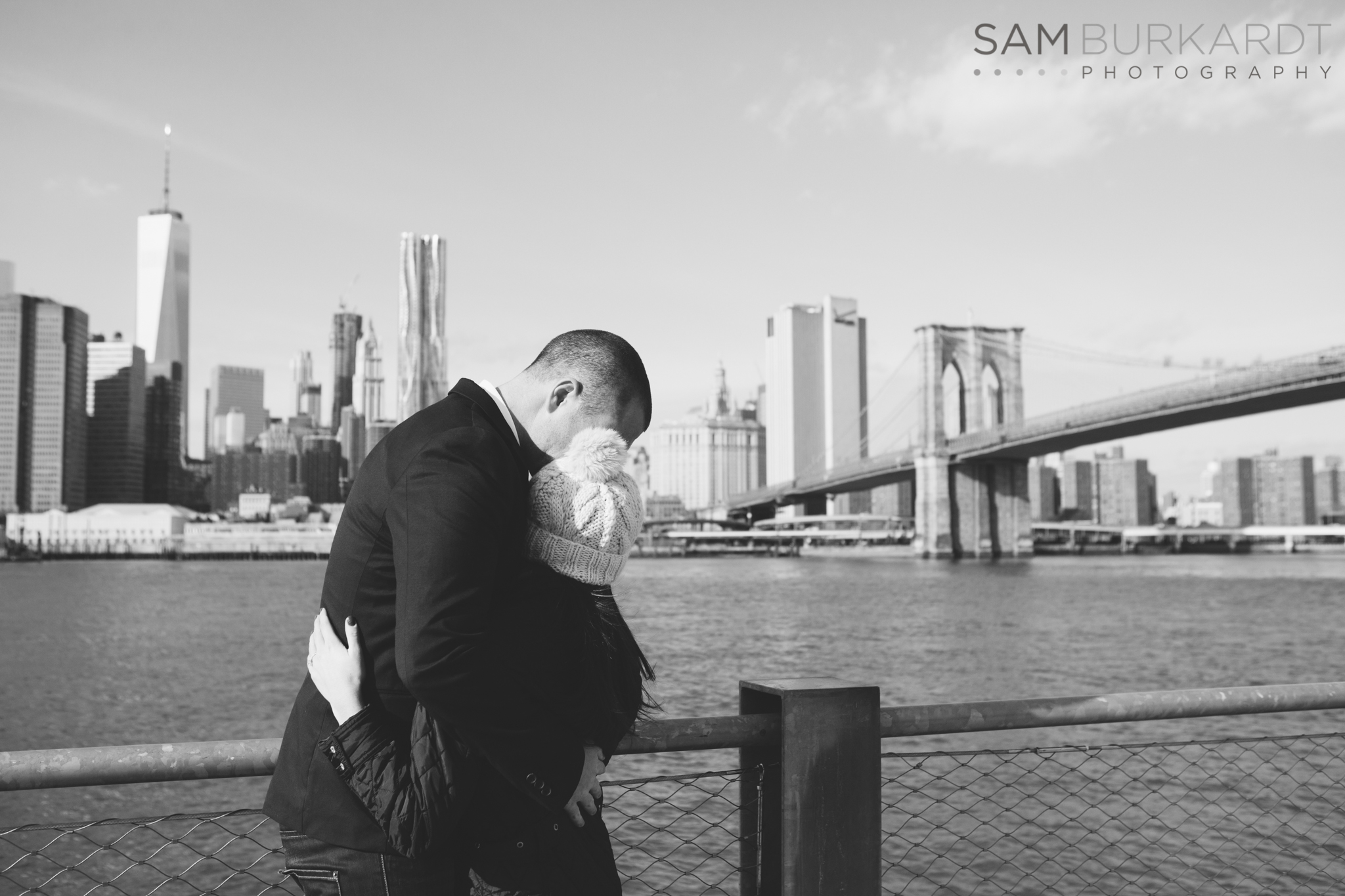 samburkardt_brooklyn_bridge_new_york_engagement_proposal_skyline_0014.jpg