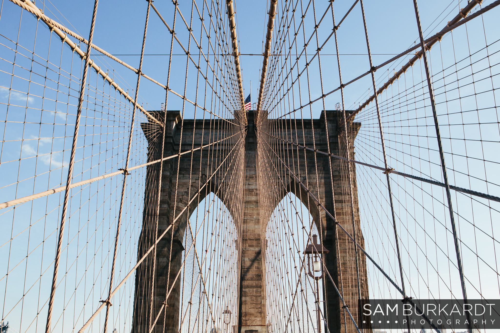 samburkardt_brooklyn_bridge_new_york_engagement_proposal_skyline_0025.jpg