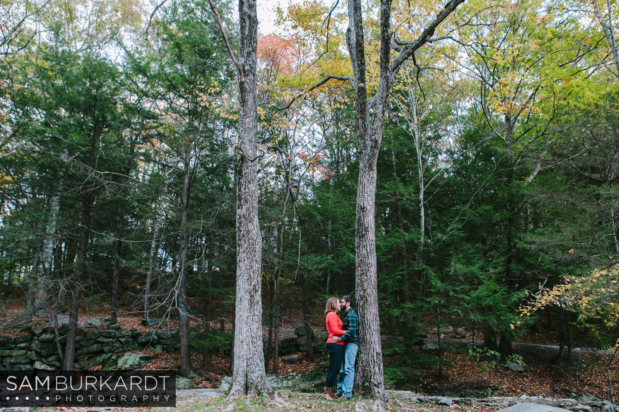 samburkardt-fall-engagement-connecticut-foliage-southford-falls-state-park_0012.jpg