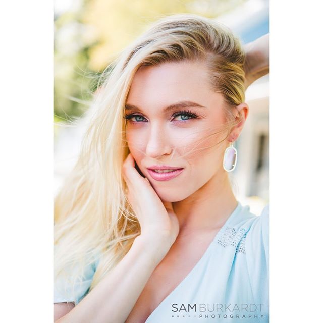 A muse of mine 🌸 I adore you @jessicaelizabethmoore 💞 I missed shooting with you! Can’t wait for the next 😊
Fabulous makeup by: @flawlessmedspa1