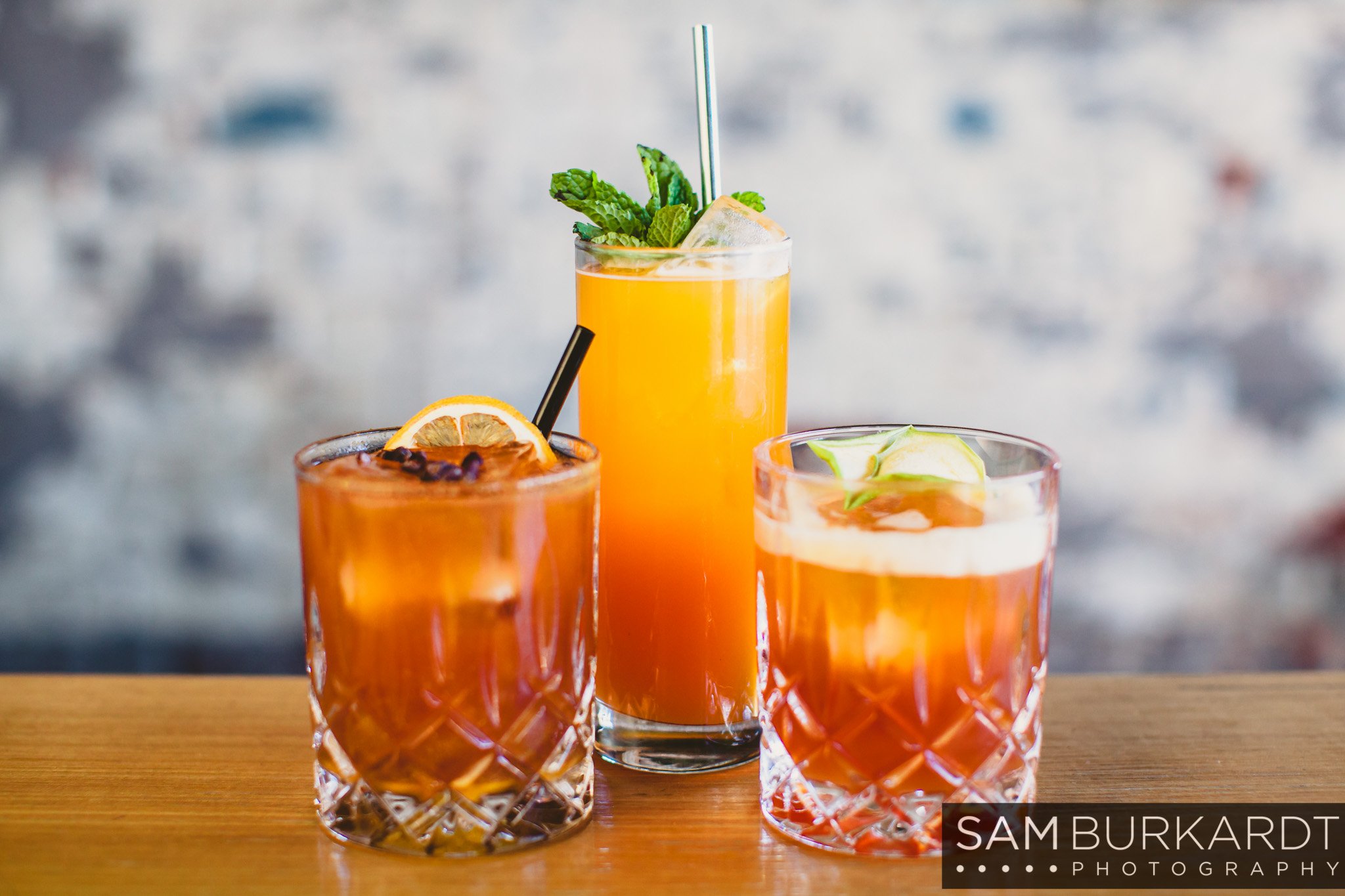samburkardt_dram_raleigh_bar_low_033.jpg