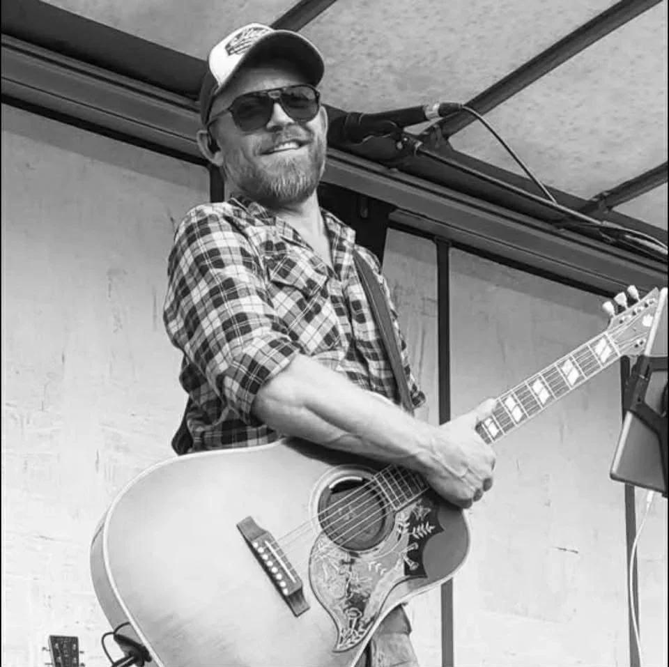 Live musik - Dennis Nielsen