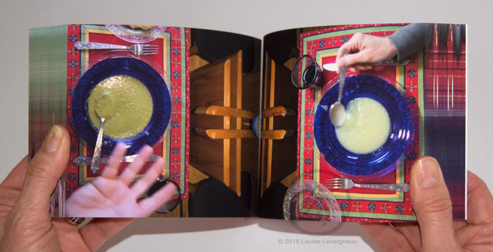 08-Levergneux_Entredeux_FlipBook_Open_WEB.jpg