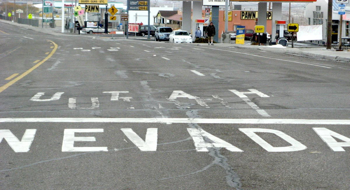 © 2010 Louise Levergneux, crossing the Utah, Nevada border on Friday, May 13