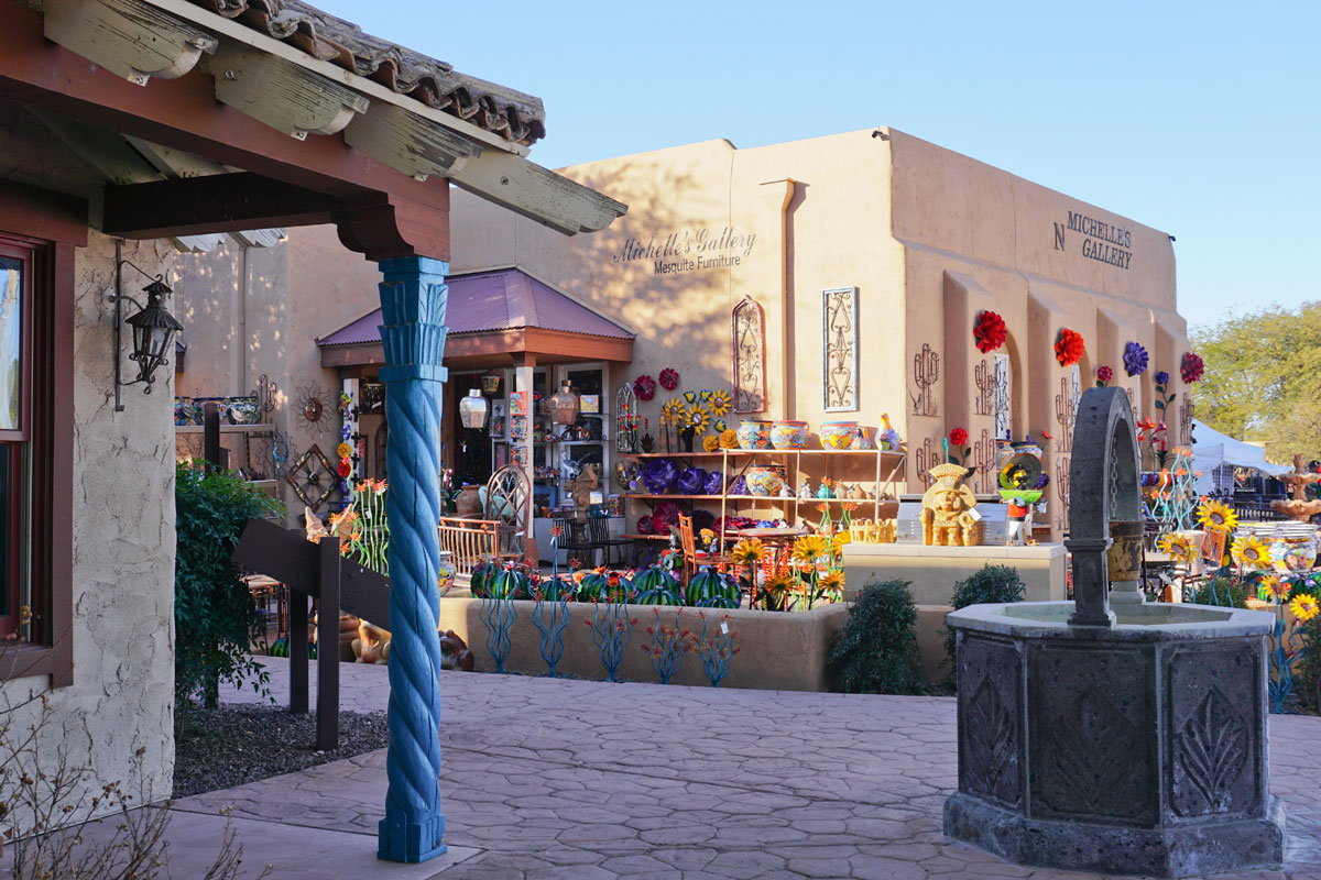 © 2018 Louise Levergneux. Art Festival in Tubac, Arizona. / Le festival d’arts à Tubac, Arizona.