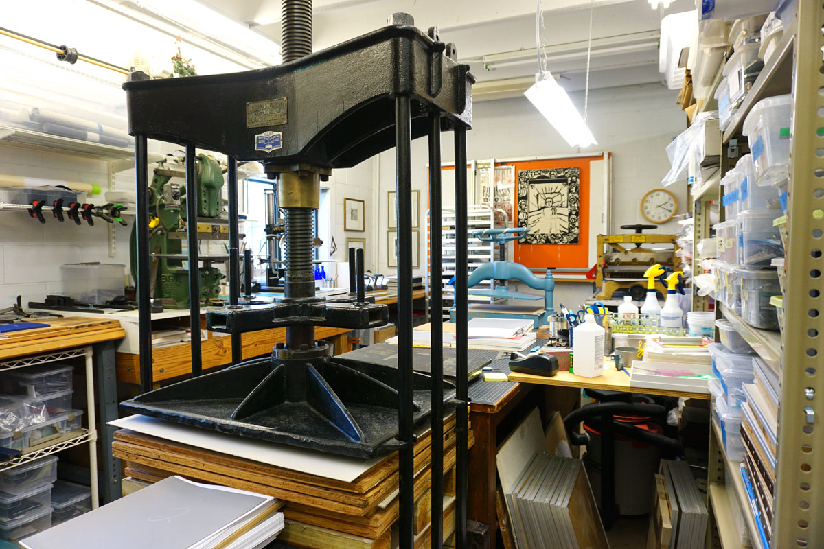 © 2018 Louise Levergneux. The back room of Cloverleaf Studio. Now that’s a press!