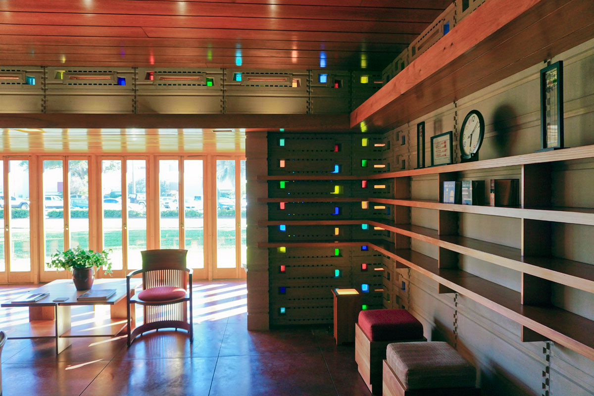 © 2019 Louise Levergneux. Detail of the hand-placed coloured glass which cast colored light in the interior of the Usonian House.