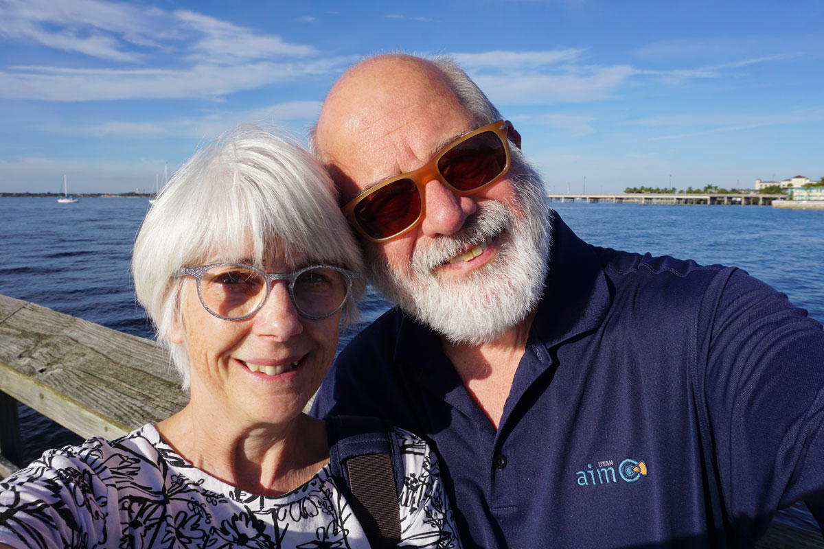 © 2019 Louise Levergneux. Charlotte Harbor & the Gulf Islands are nestled along Florida's Southwest Gulf Coast, between Sarasota and Naples, about 160 km (100 miles) south of Tampa. / Charlotte Harbor & the Gulf Islands sont nichés le long de la côte sud-ouest du golfe en Floride, entre Sarasota et Naples, à environ 160 km au sud de Tampa.