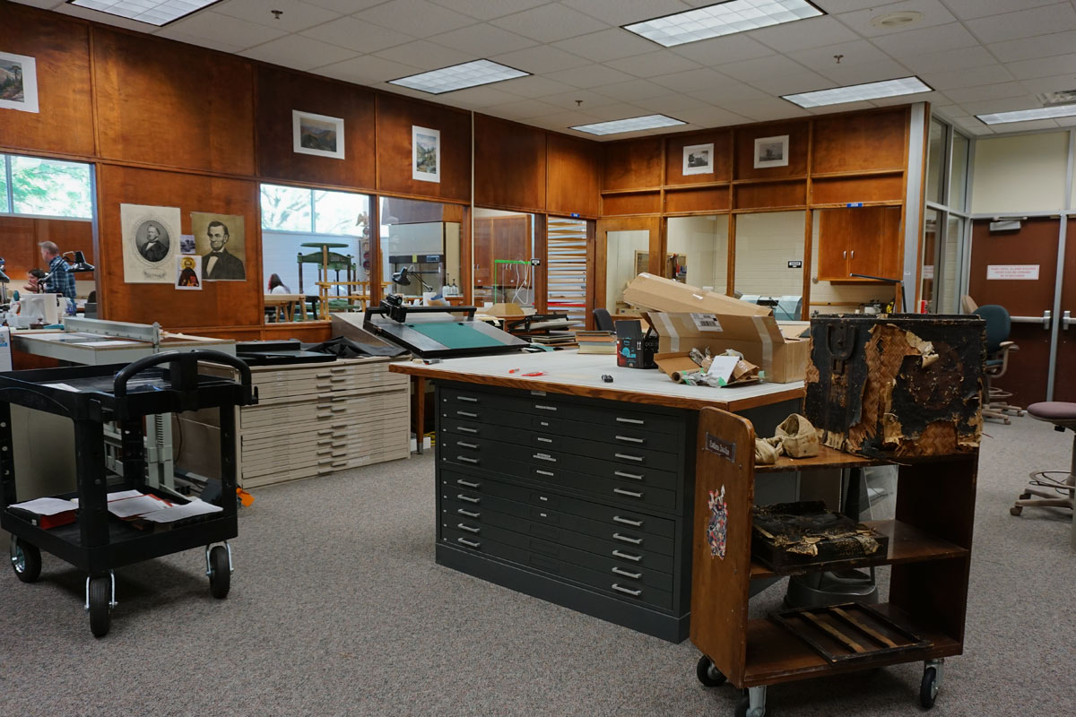 © 2019 Louise Levergneux. Work space and paper storage at the conservation lab.