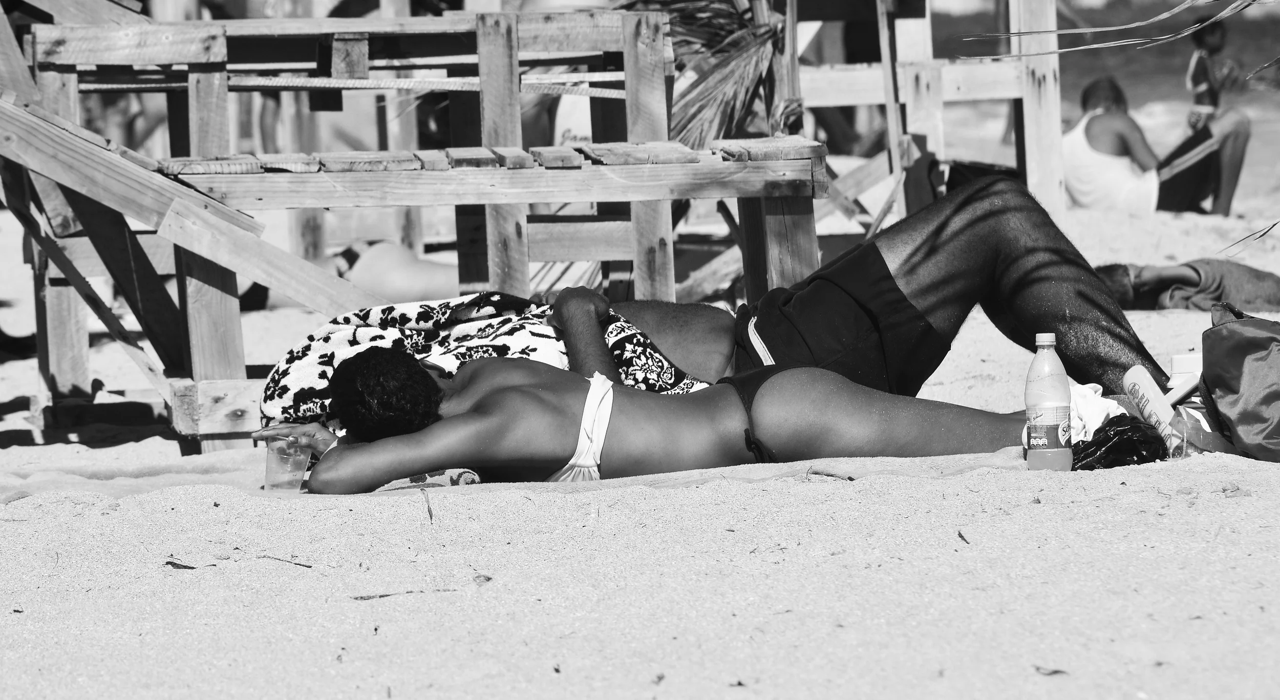 beachgl.jpg