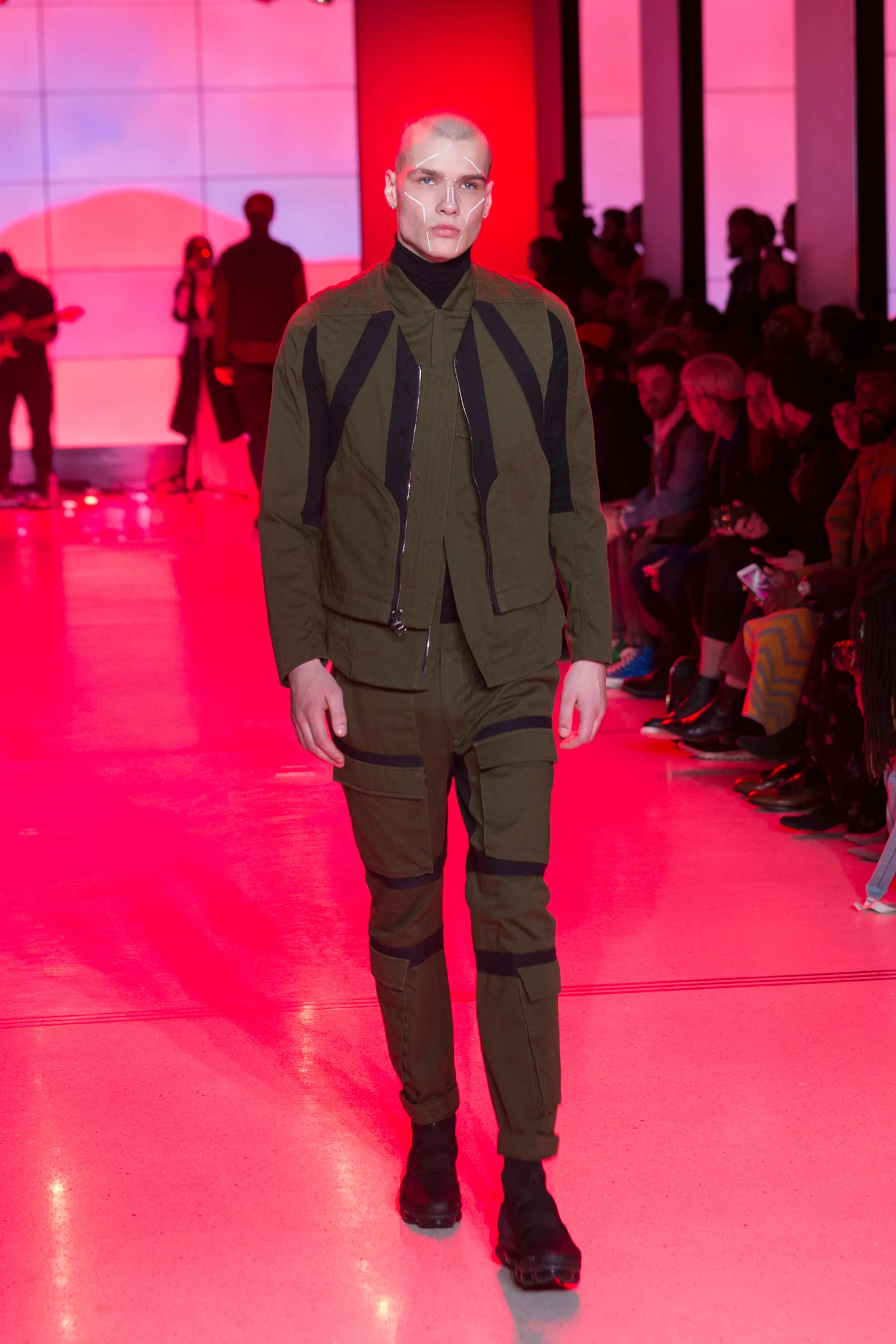 LOOK 15 ARC Undervest / Olive Twill ARC Tactical Shirt / Olive Twill ARC Turtleneck / Black Terry ARC Tactical Pant / Olive Twill Nike Air VaporMax Utility
