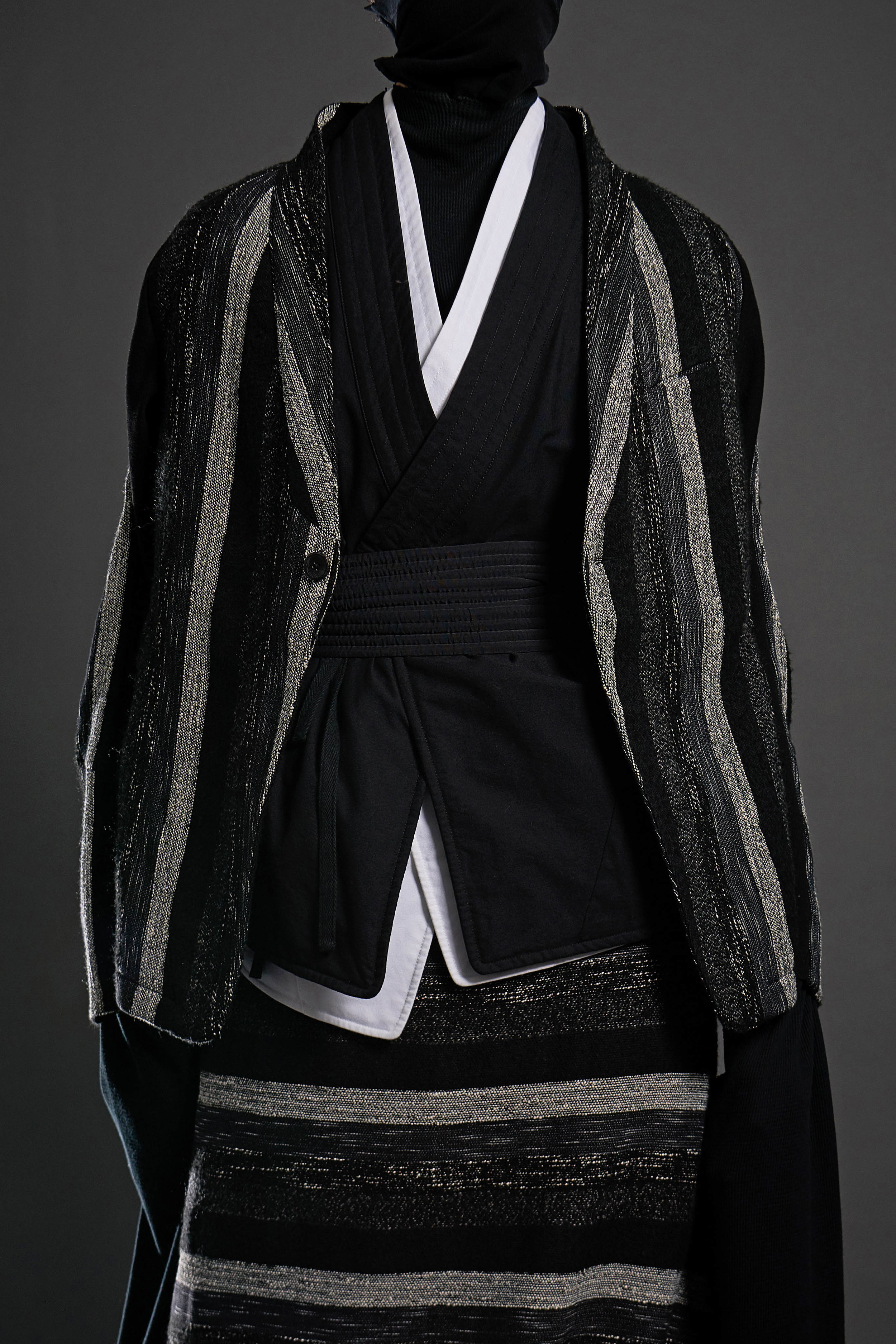  Look 4   ARC Jacket 6  / Black and White Melange   ARC Kimono Shirt  / Black   ARC Kimono Shirt  / White   ARC Obi Belt  / Black 