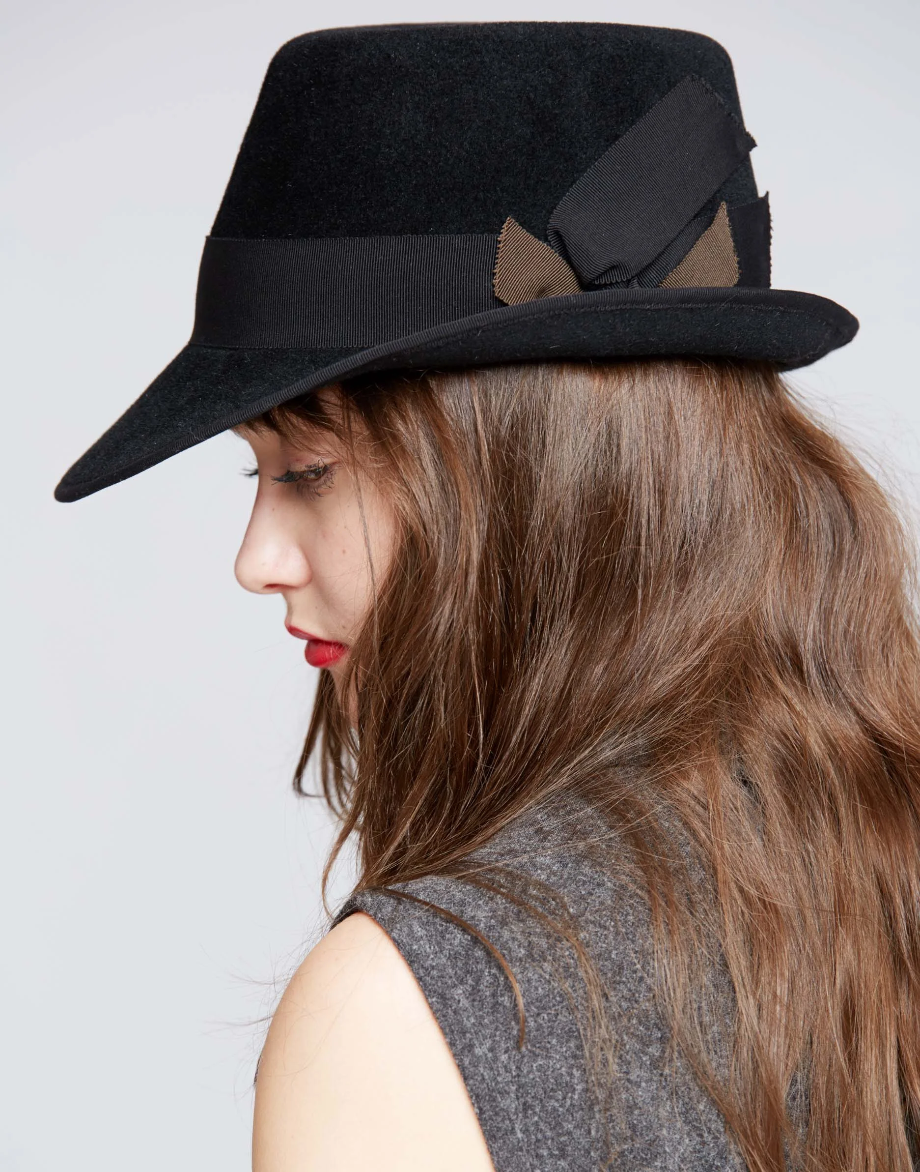 Senna Fedora side.jpg