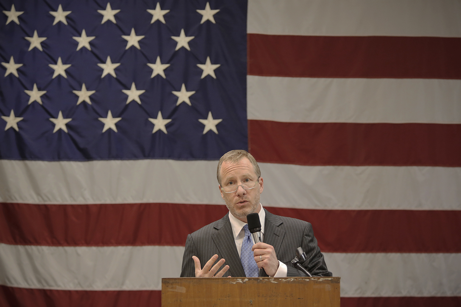 Robert Gordon, lead bankruptcy attorney, speaks to the attendees of the Detroit Police and Fire Pension Fund Meeting on Wed., June 4, 2014 at the IBEW Local 58 in Detroit. Tim Galloway for The New York Times