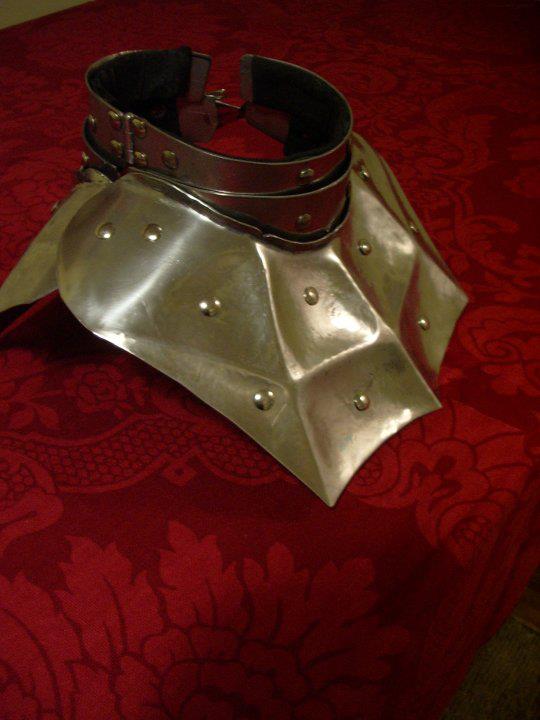 Spider Gorget.jpg