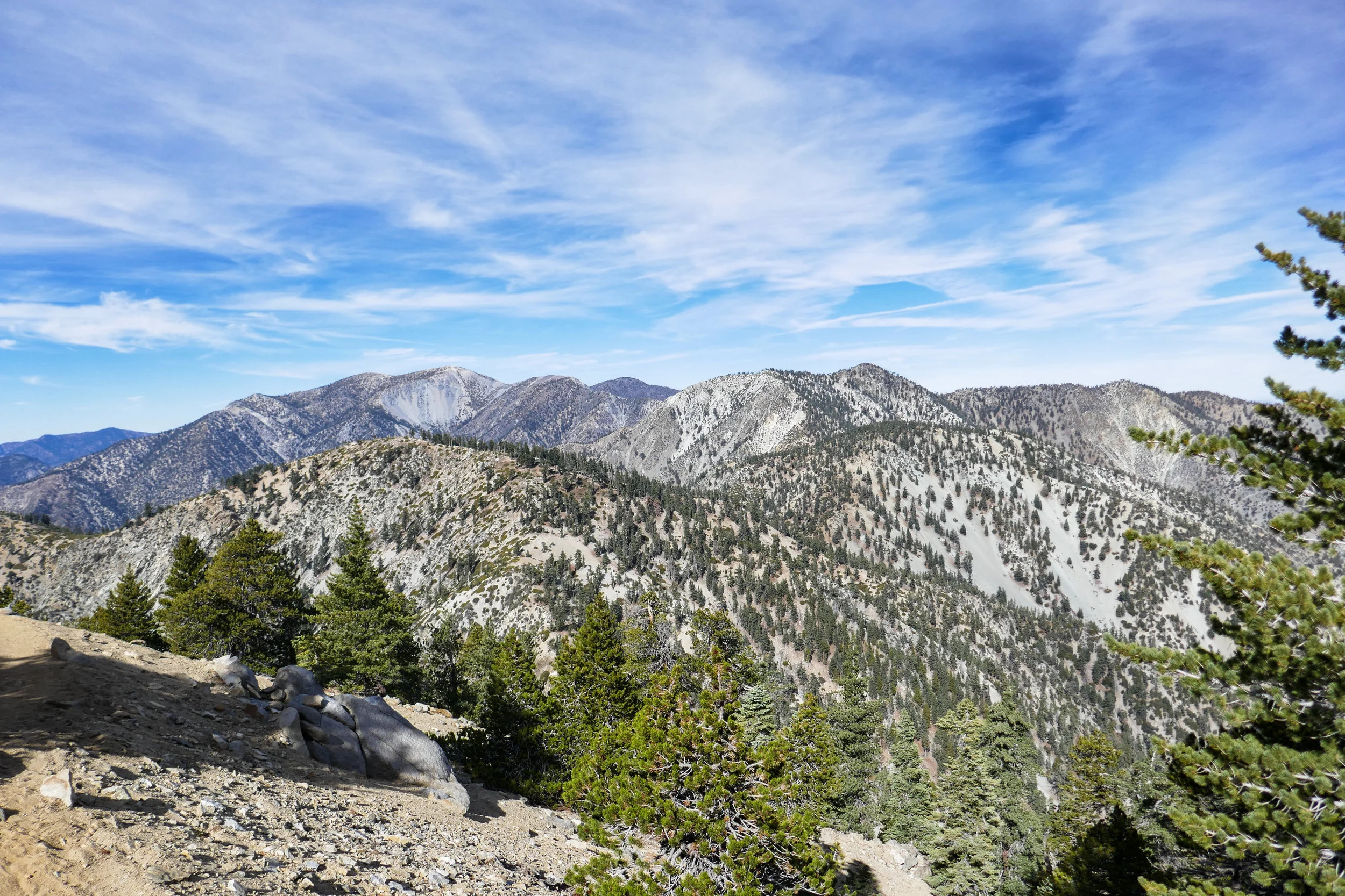 Beautiful views of Baldy, Pine, Timber and Telegraph.