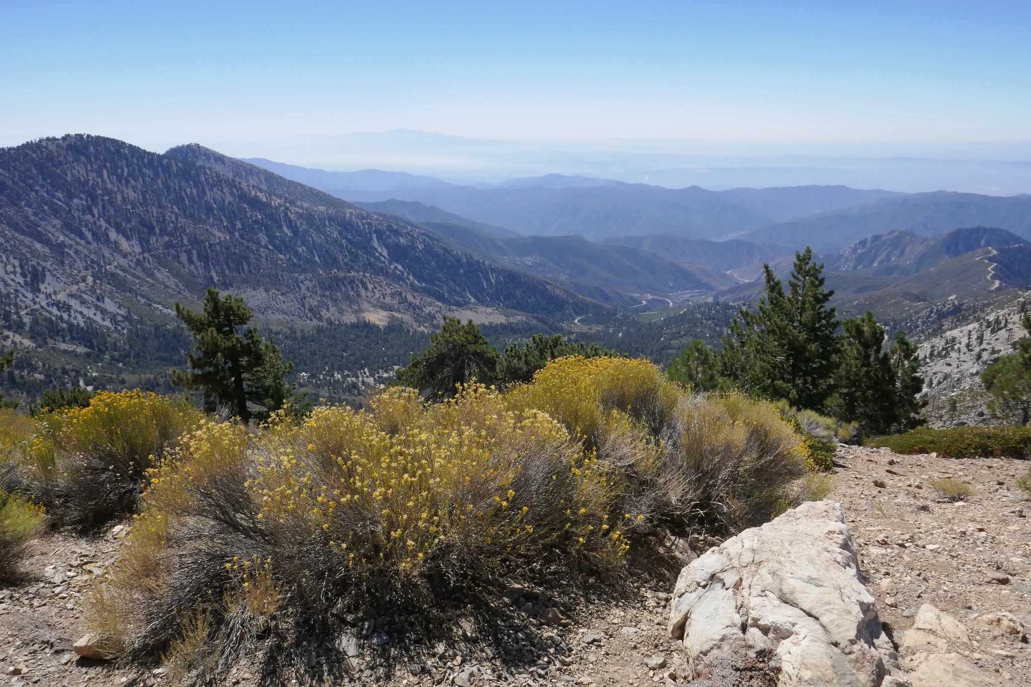 I may have gone a little crazy with the summit photos, but it’s so pretty up here!